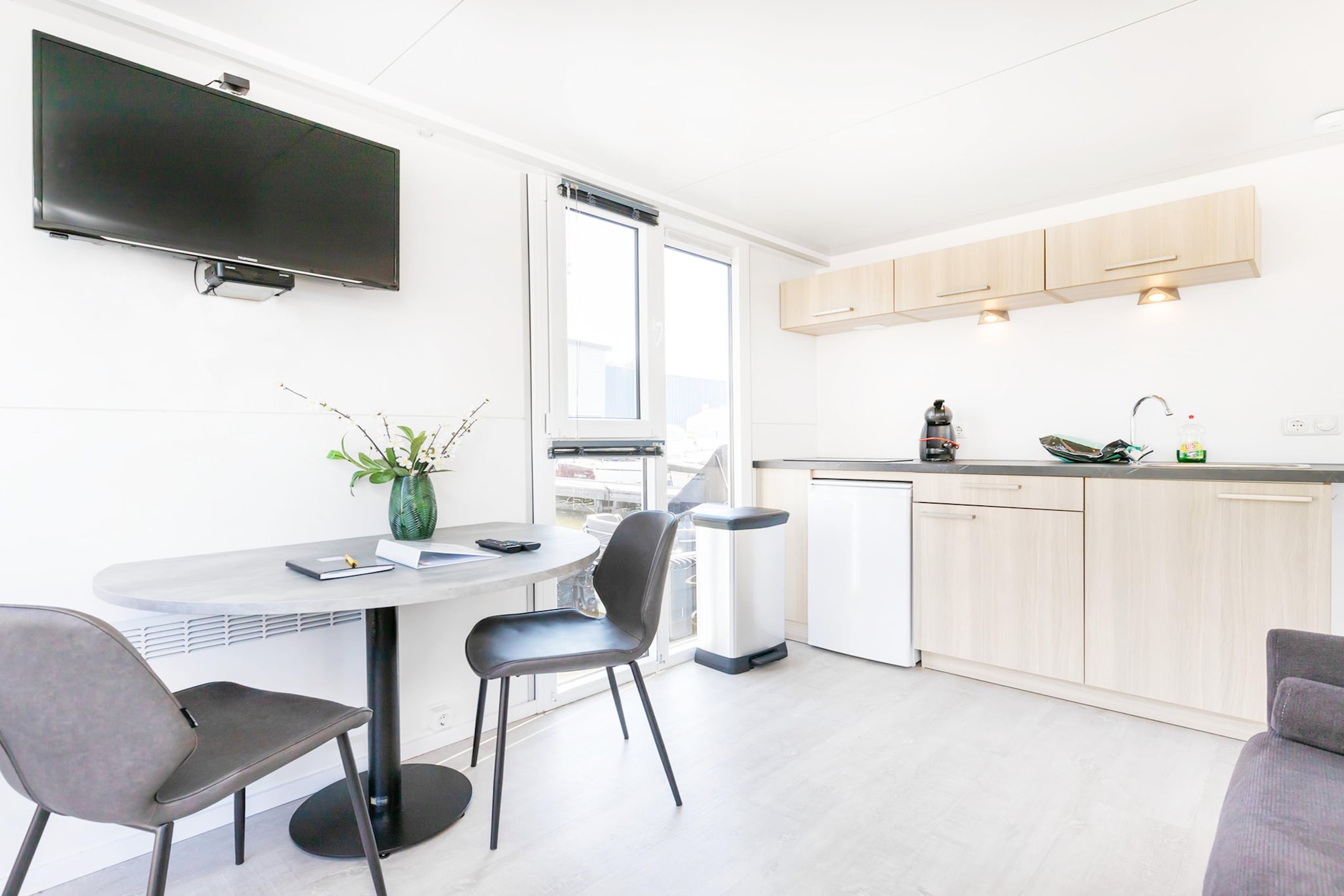 Havenlodge with roof terrace and balcony (4 pers) in Amsterdam - Dining room