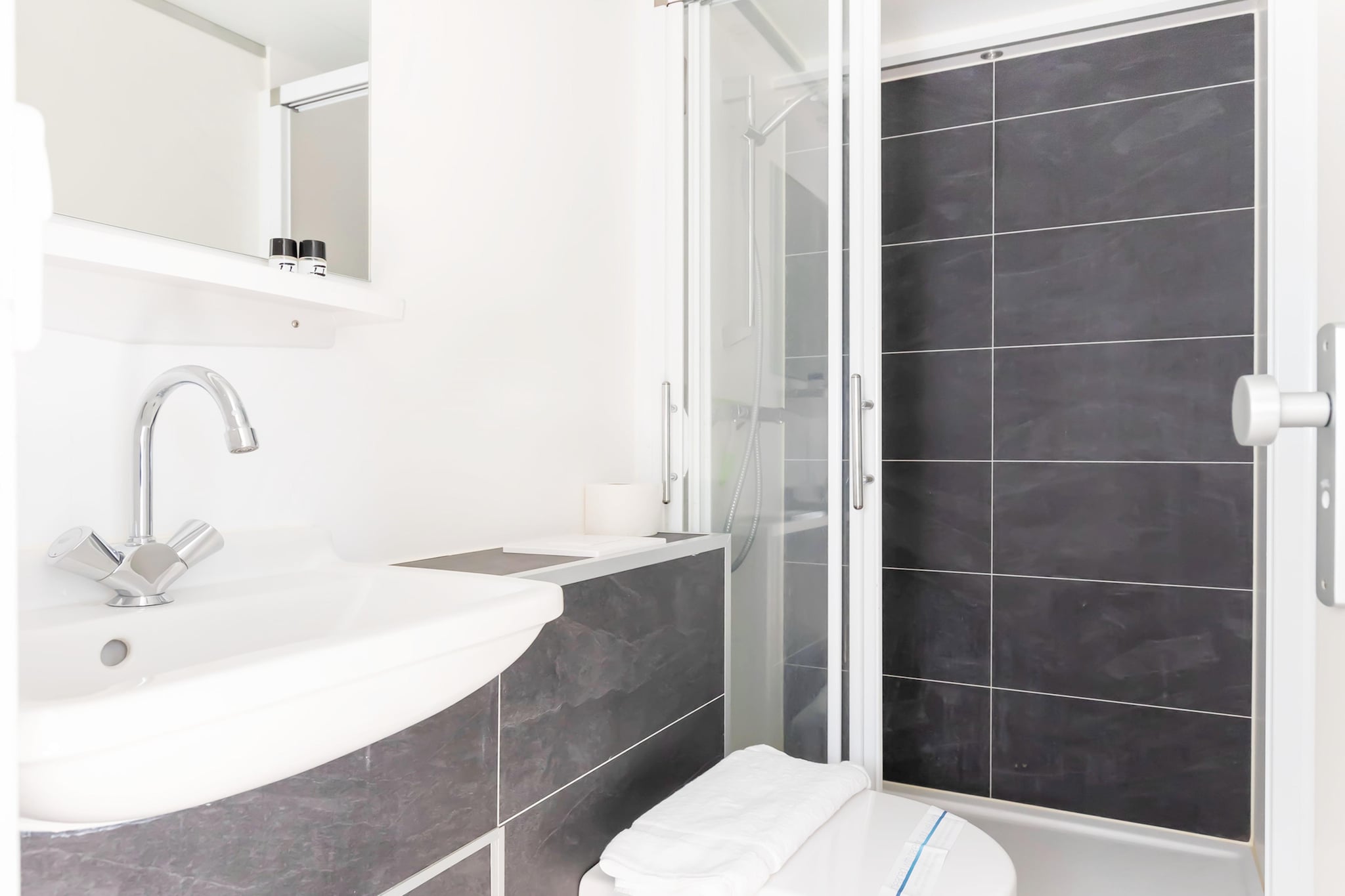Havenlodge with roof terrace and balcony (4 pers) in Amsterdam - Bathroom