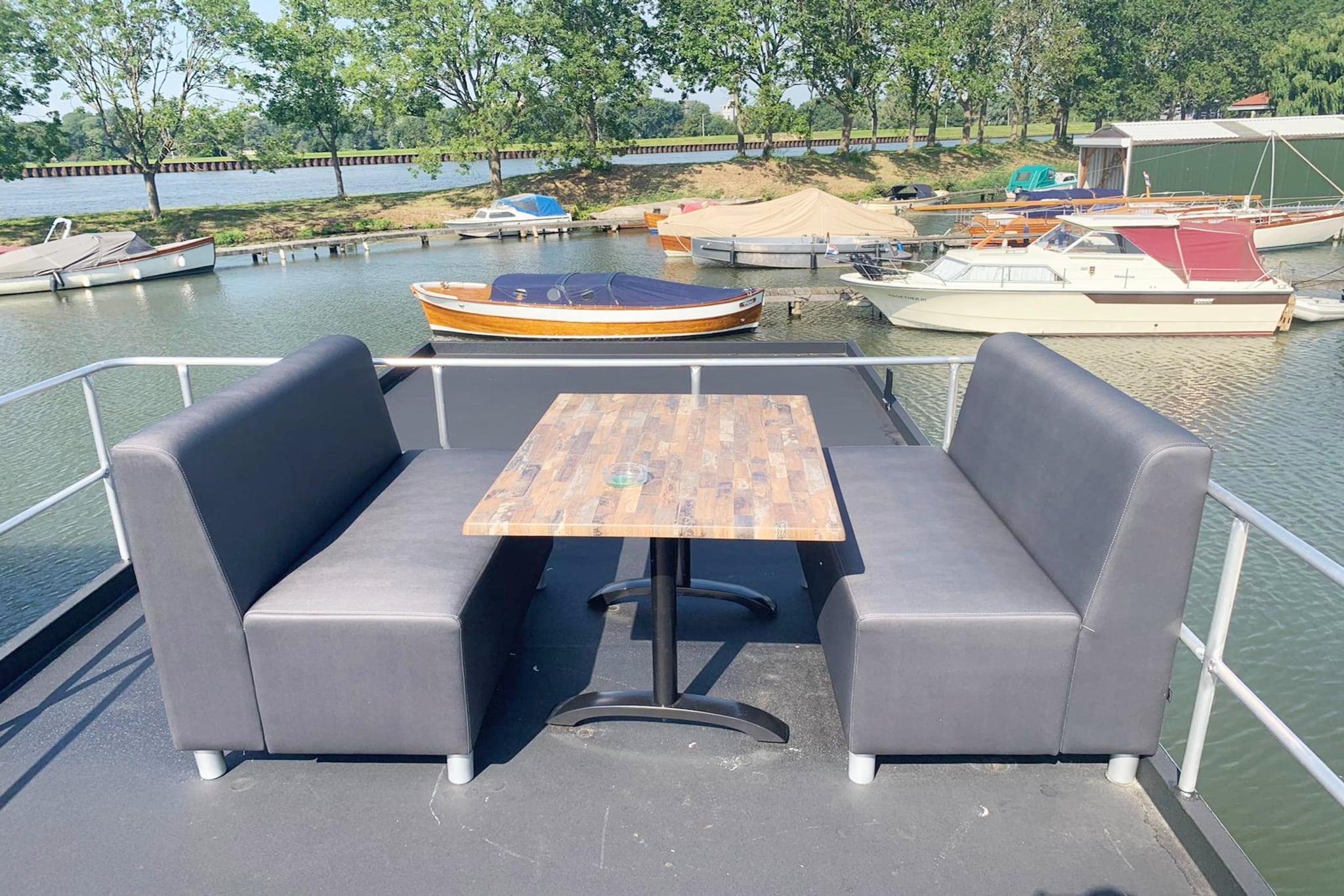 Havenlodge with roof terrace and balcony (4 pers) in Amsterdam