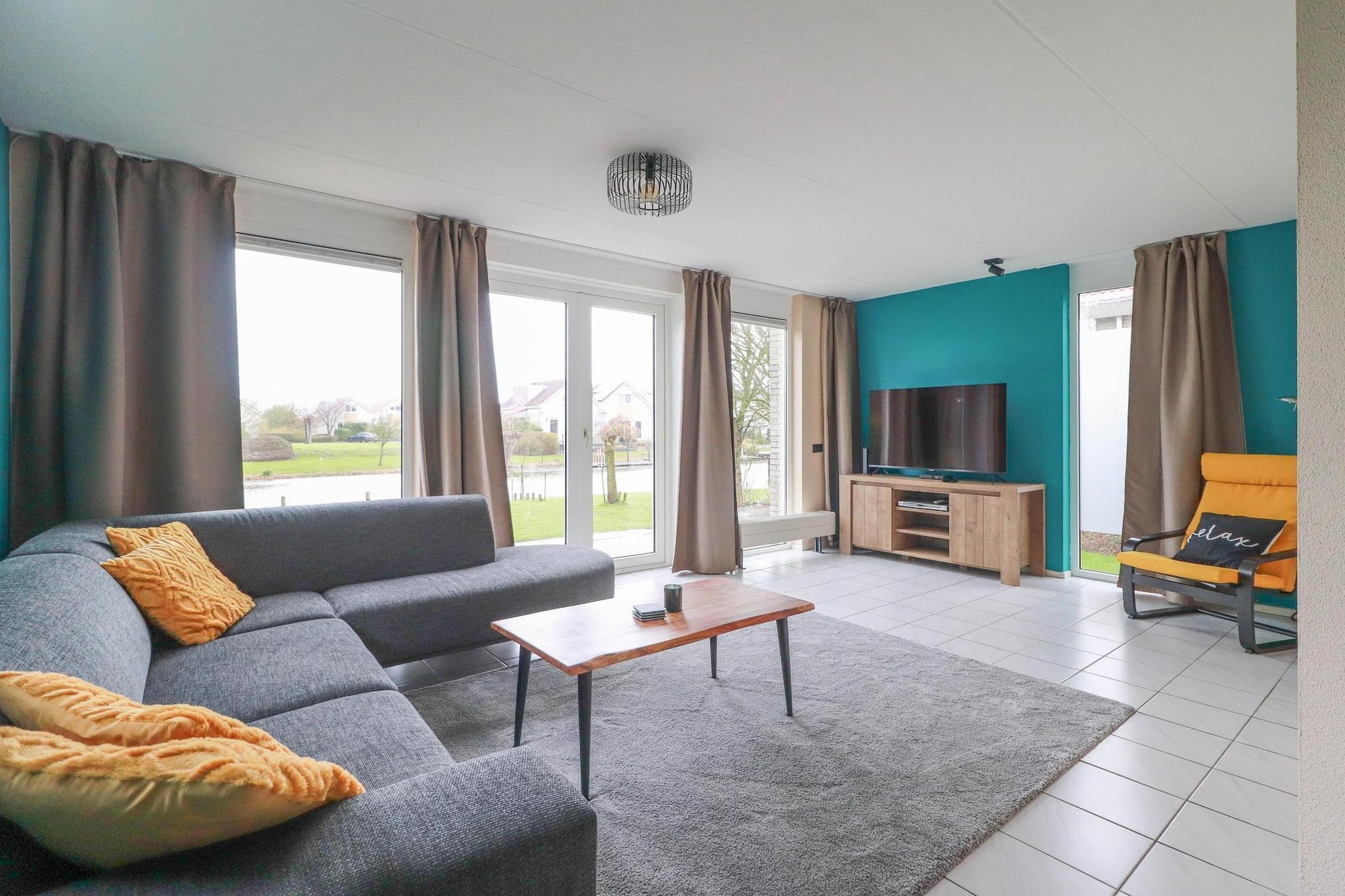 Solo - 4 persons - Living room