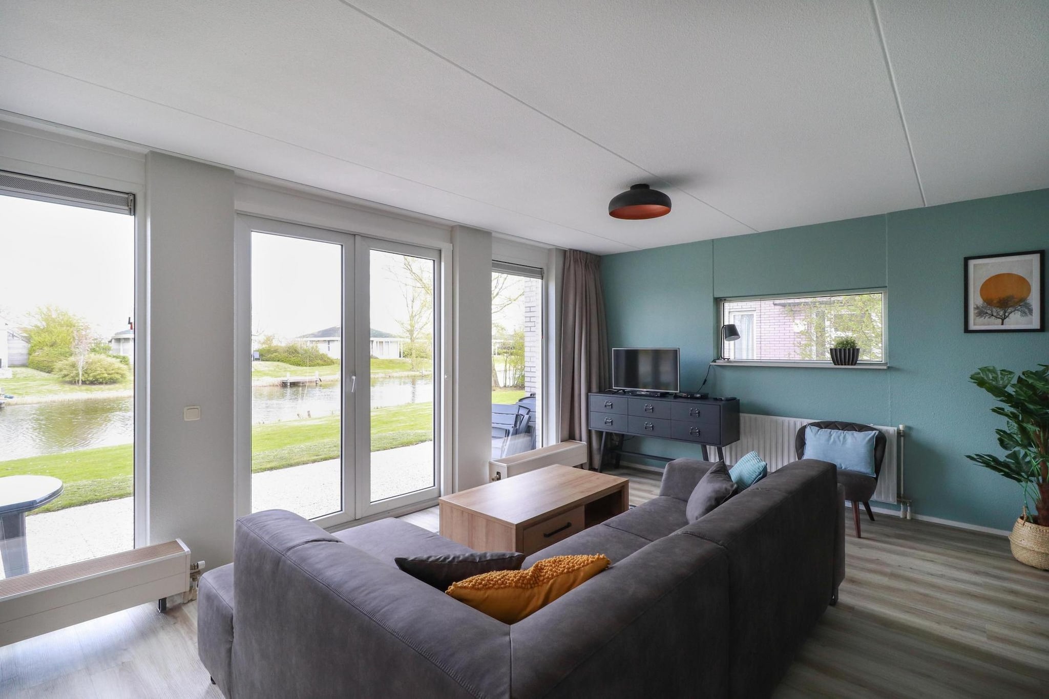 Solo - 6 persons - Living room