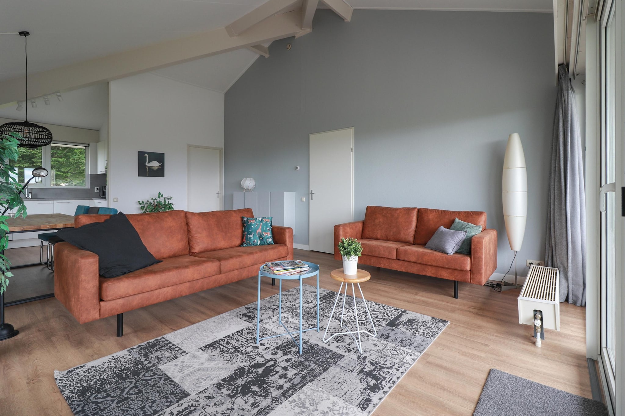 Star+ - 6 persons - Living room