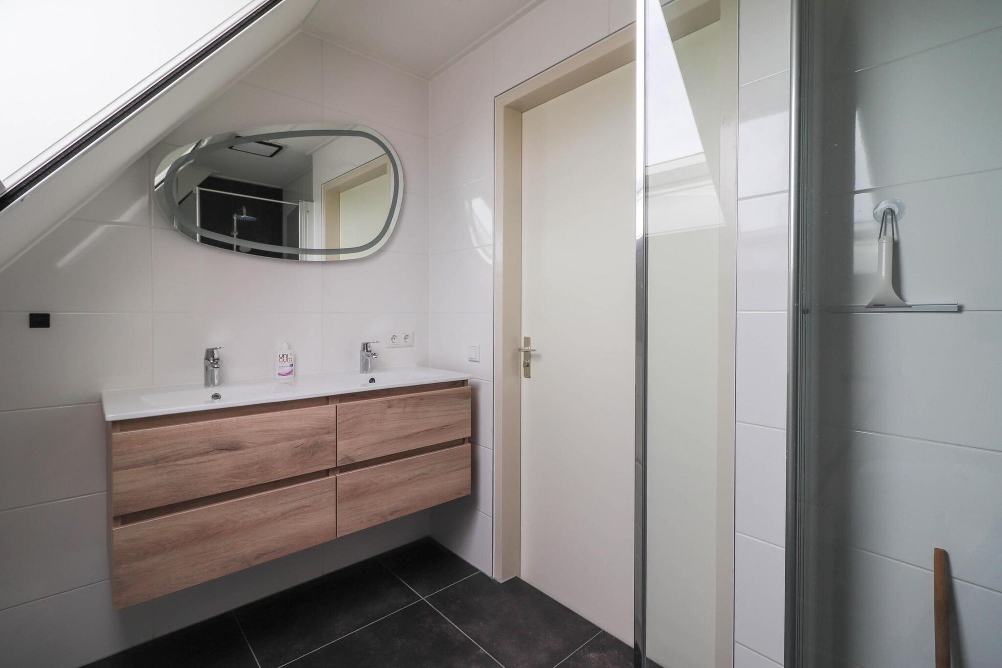 Beach Villa - 5 persons - Badezimmer
