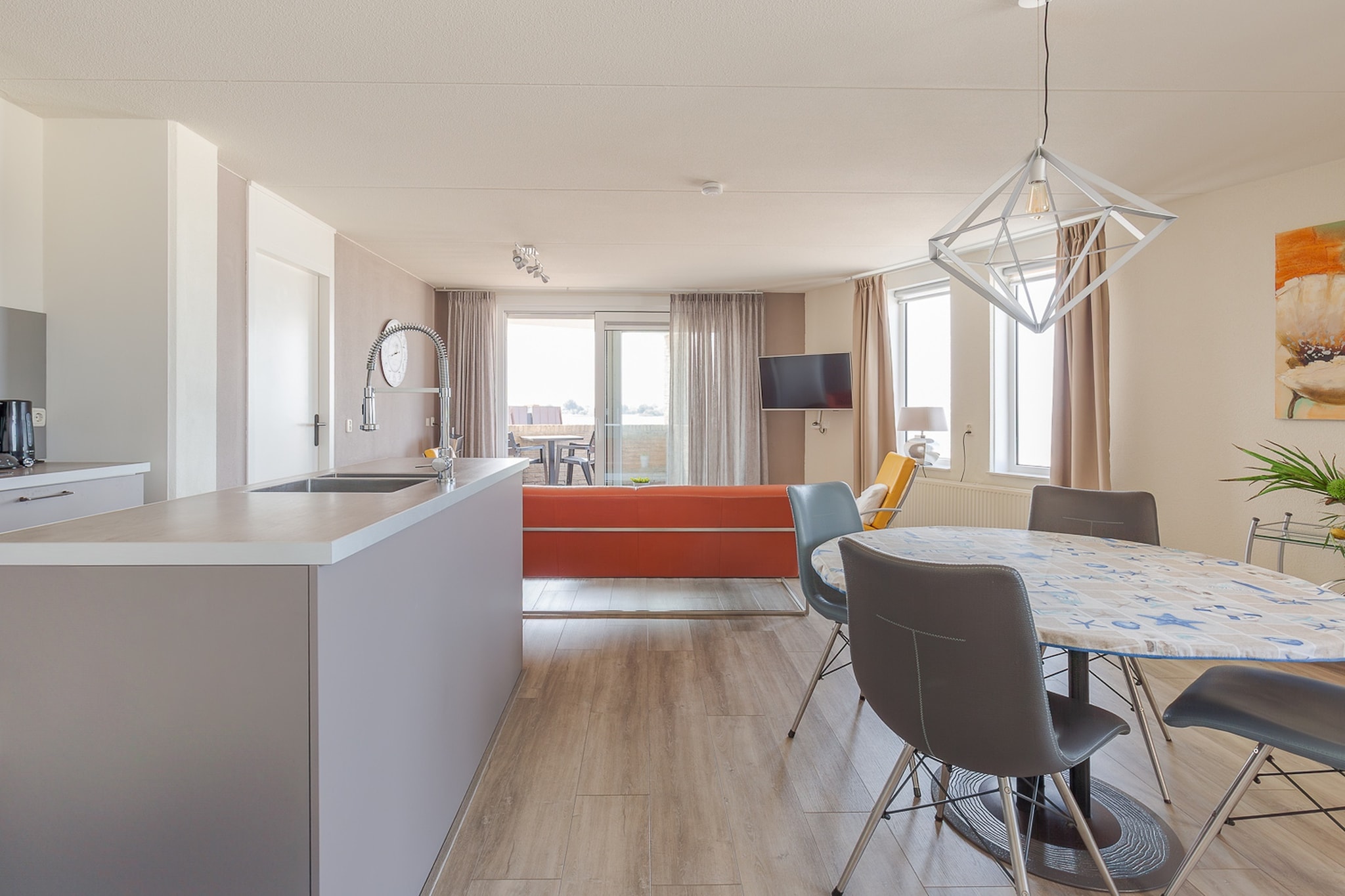 Corner Apartment on the Beach with IJsselmeer View - Zuiderzee State+ XL 1 - Dining room