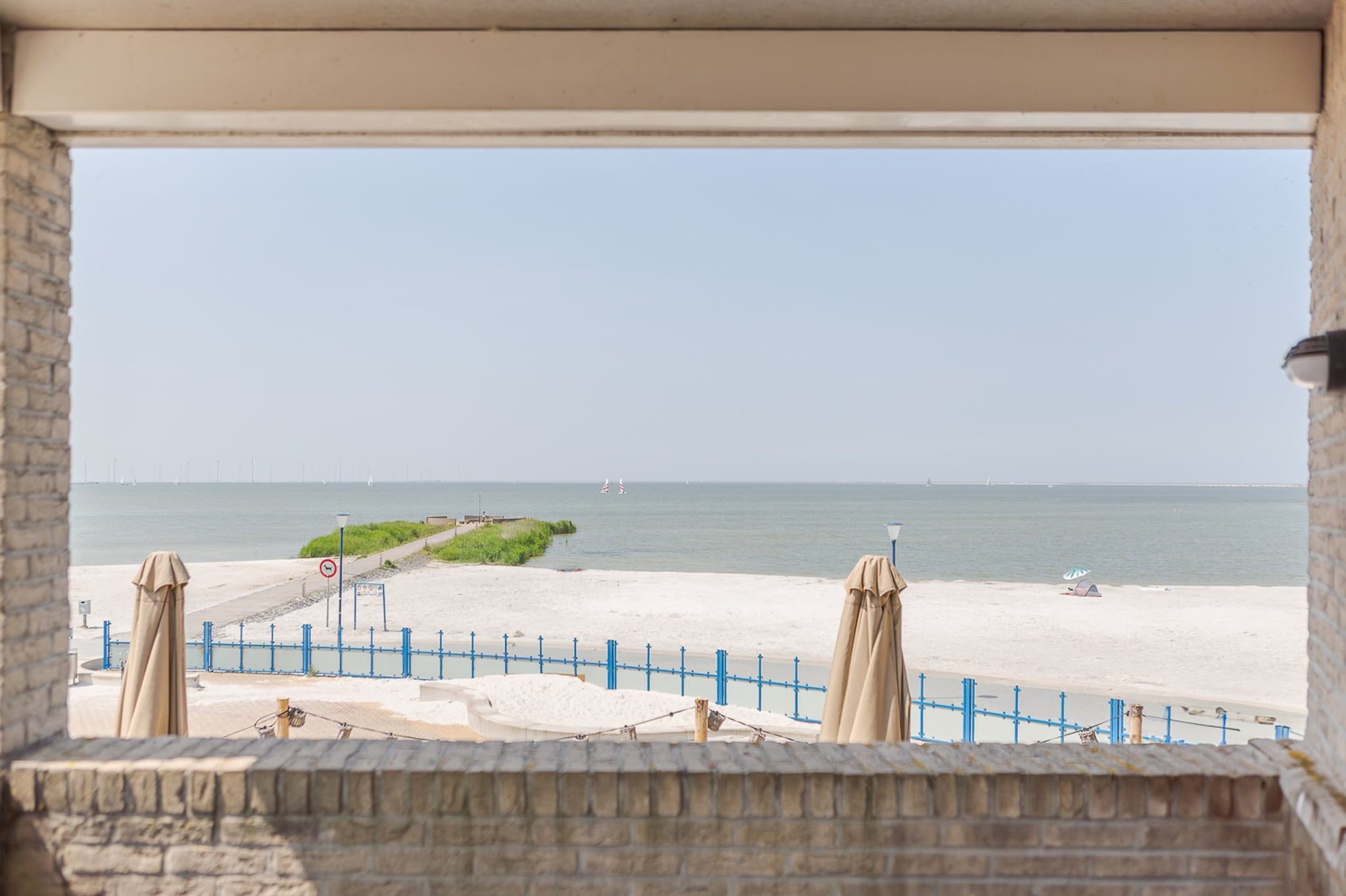 Corner Apartment on the Beach with IJsselmeer View - Zuiderzee State+ XL 1 - View in summer