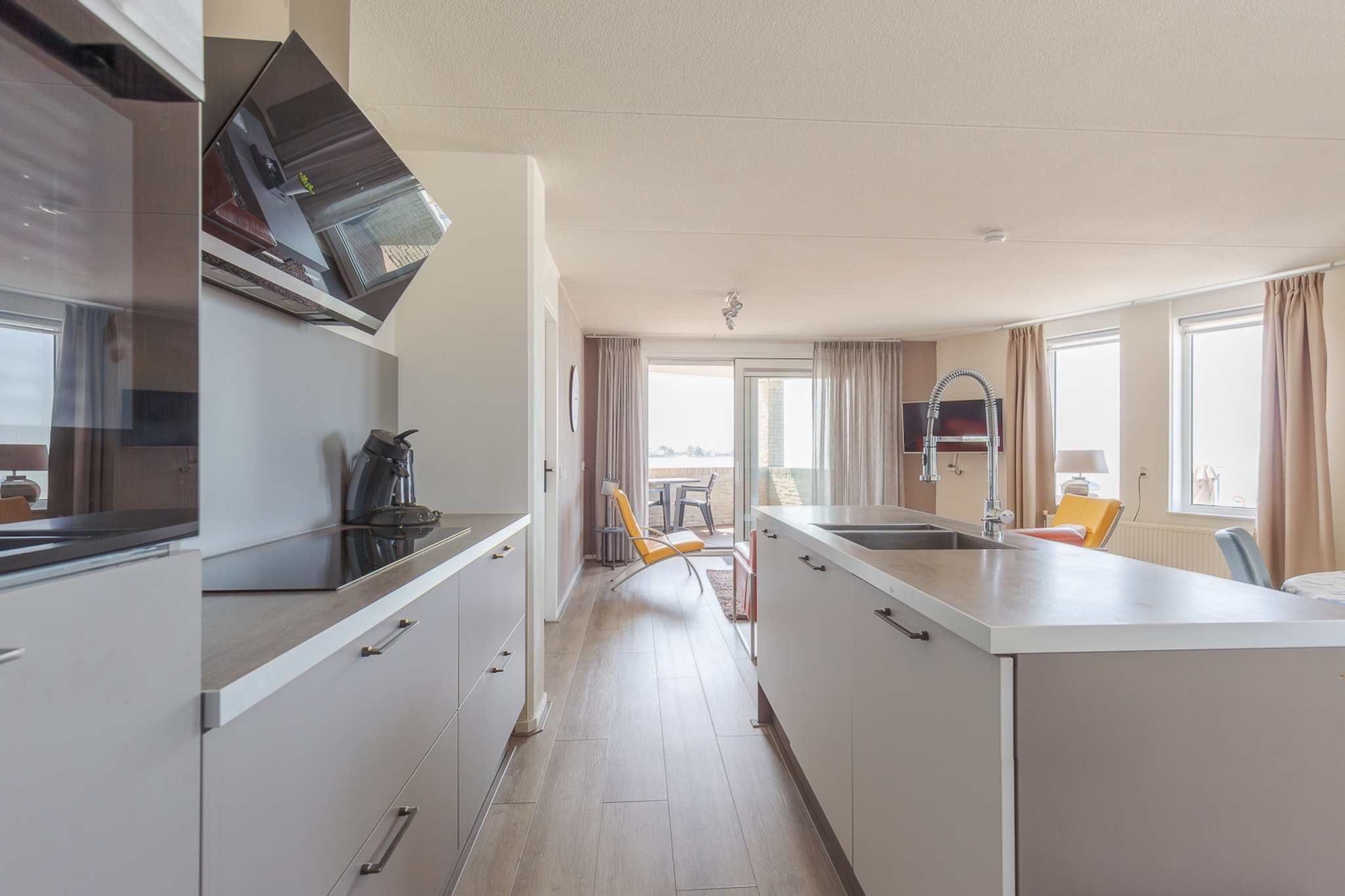 Corner Apartment on the Beach with IJsselmeer View - Zuiderzee State+ XL 1