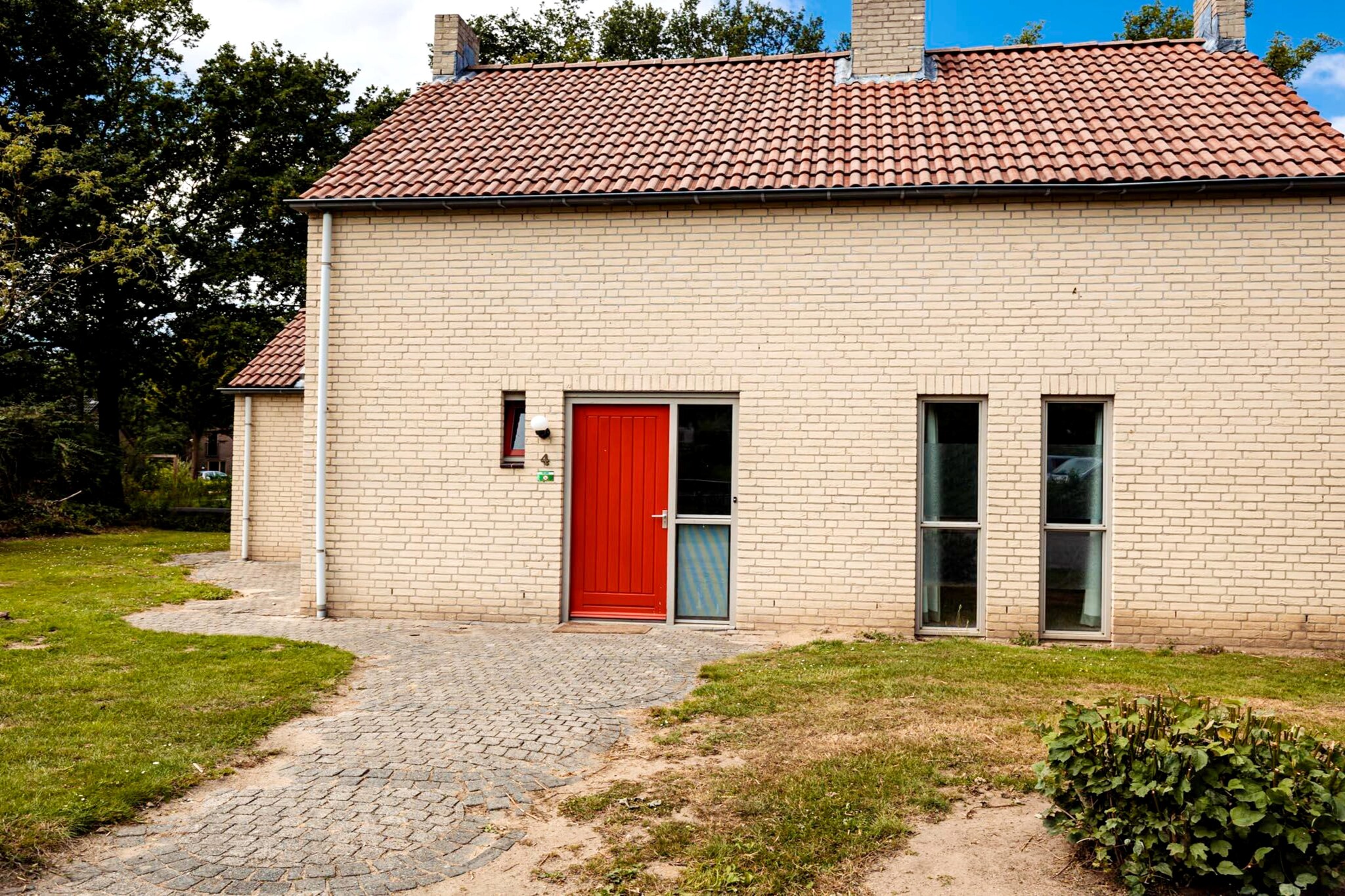 Exterior Summer