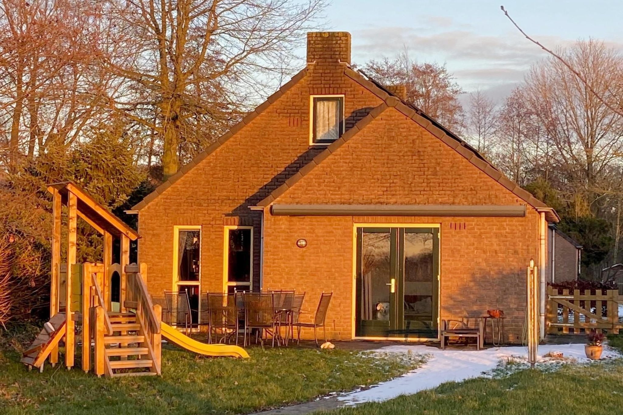 Exterior Summer