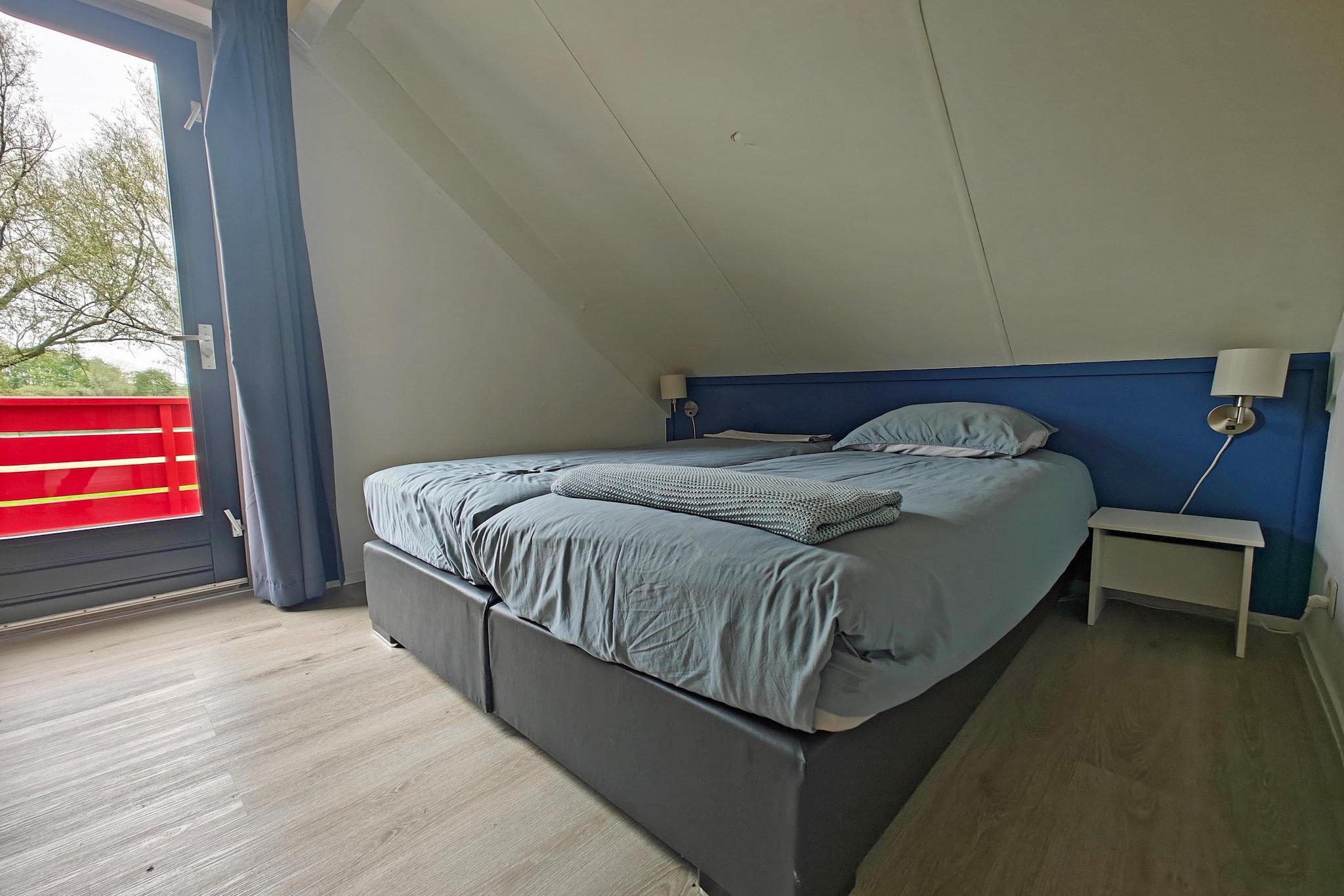 4 - Persons Lakeside Bungalow (copy) (copy)-Slaapkamer