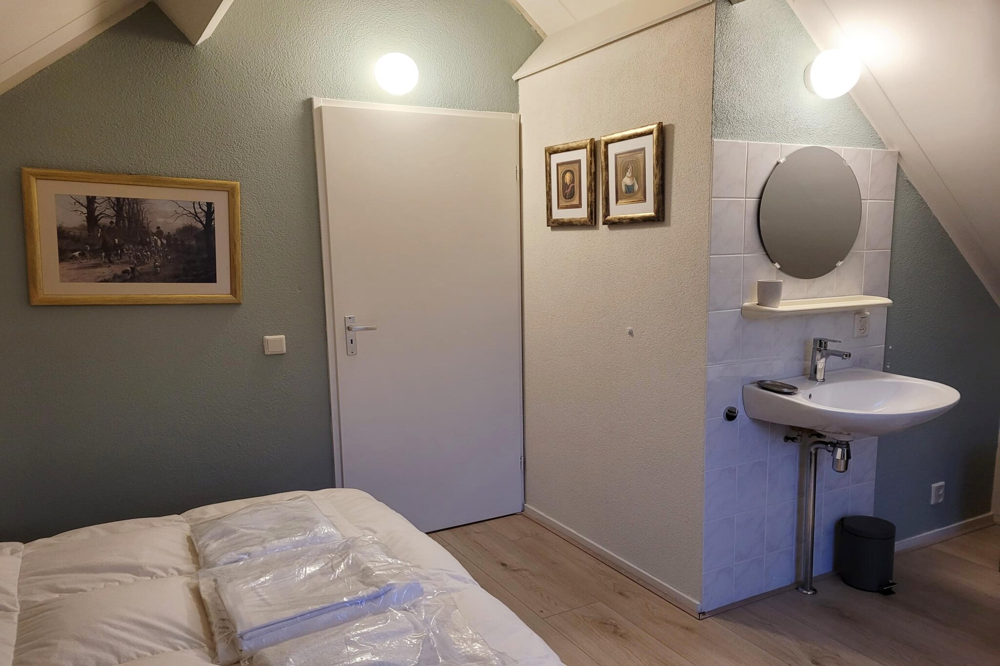Bed Room