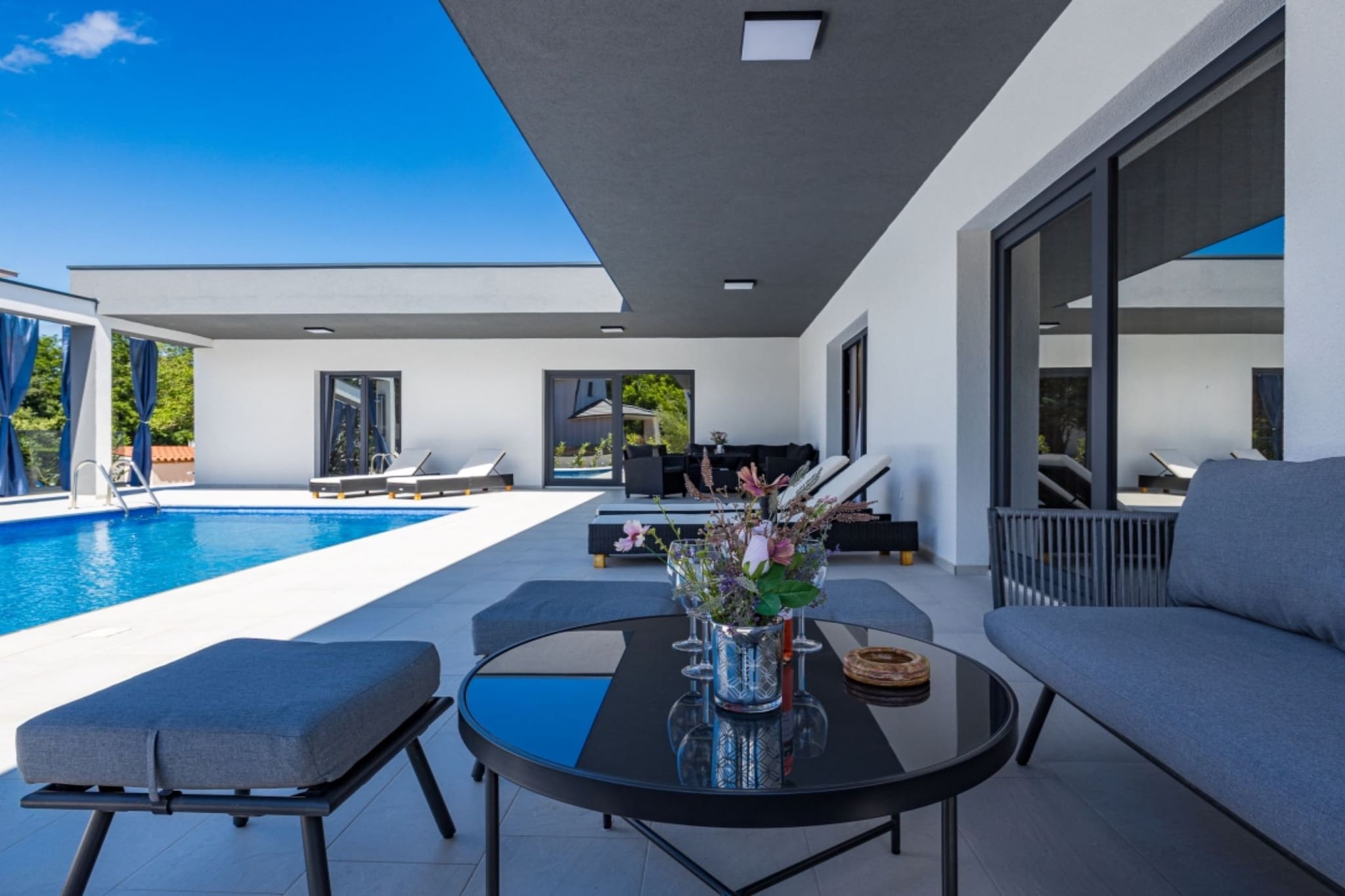 Villa Pool House Fancy - Villa With Private Pool-Pool