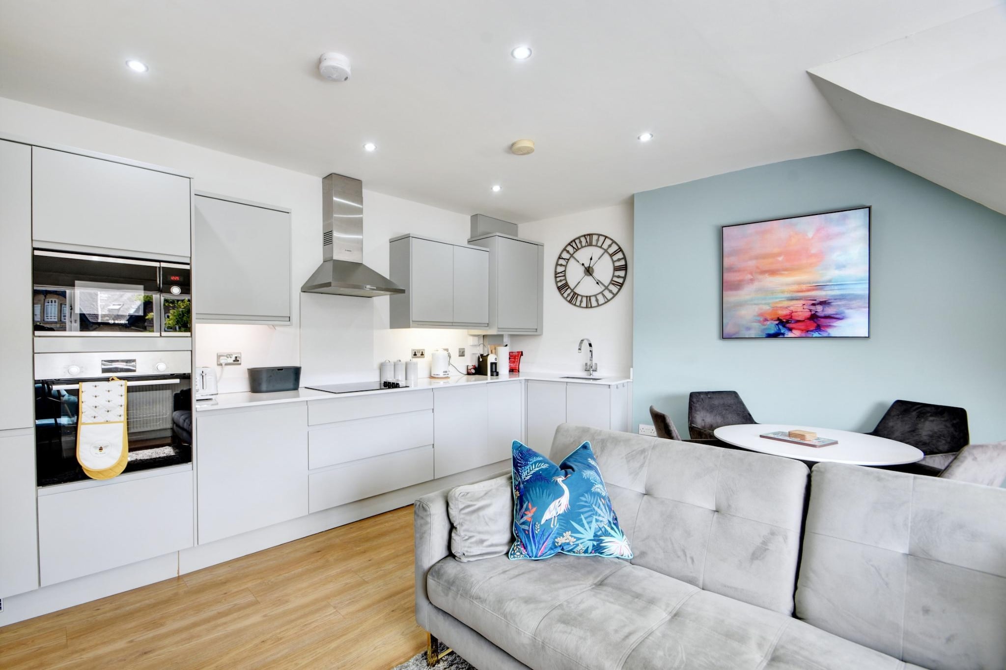 The Loft at The Regency - Kitchen