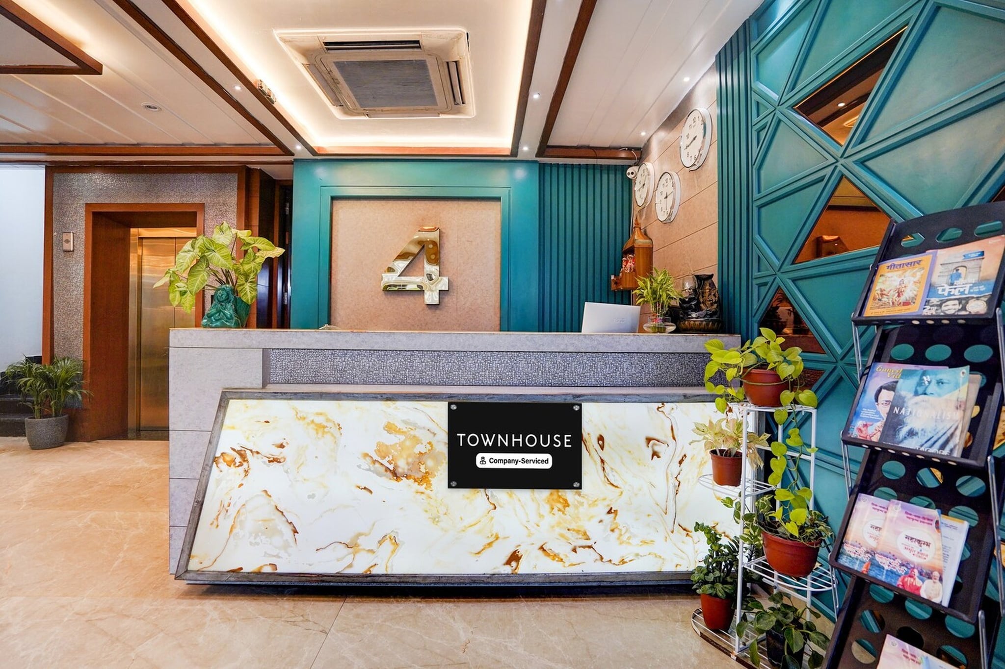 Ground floor: (bedroom(double bed, TV, seating area, air conditioning, telephone), bathroom(bathtub or shower, shower, washbasin, toilet, Towels incl., shampoo, body soap, hot water), lift)