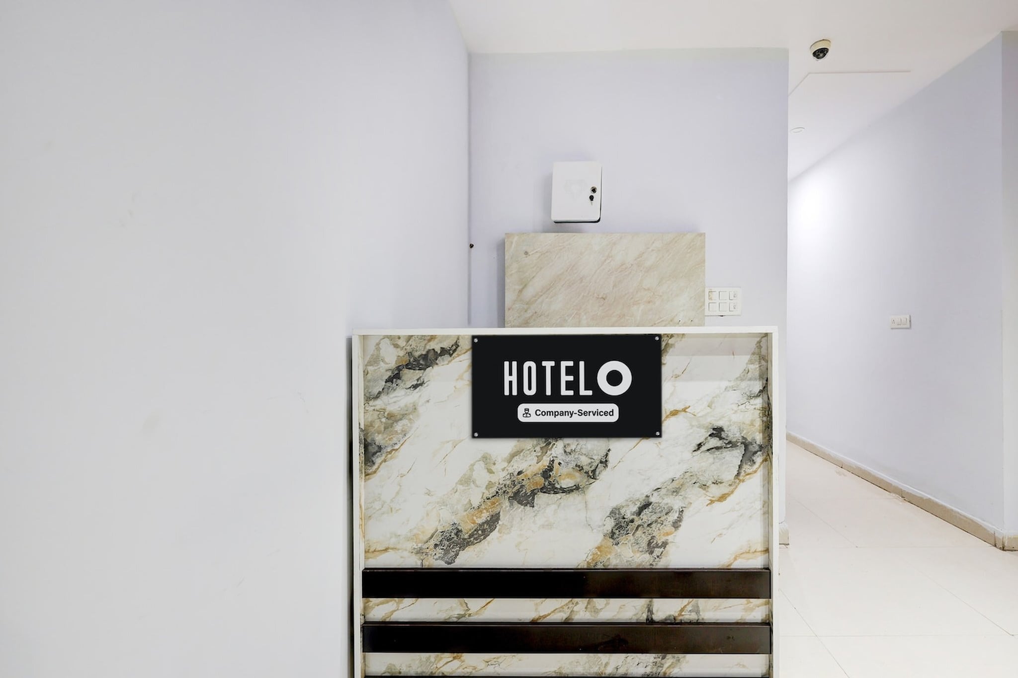 Ground floor: (bedroom(double bed, TV, seating area, air conditioning, telephone), bathroom(bathtub or shower, shower, washbasin, toilet, Towels incl., shampoo, body soap, hot water))