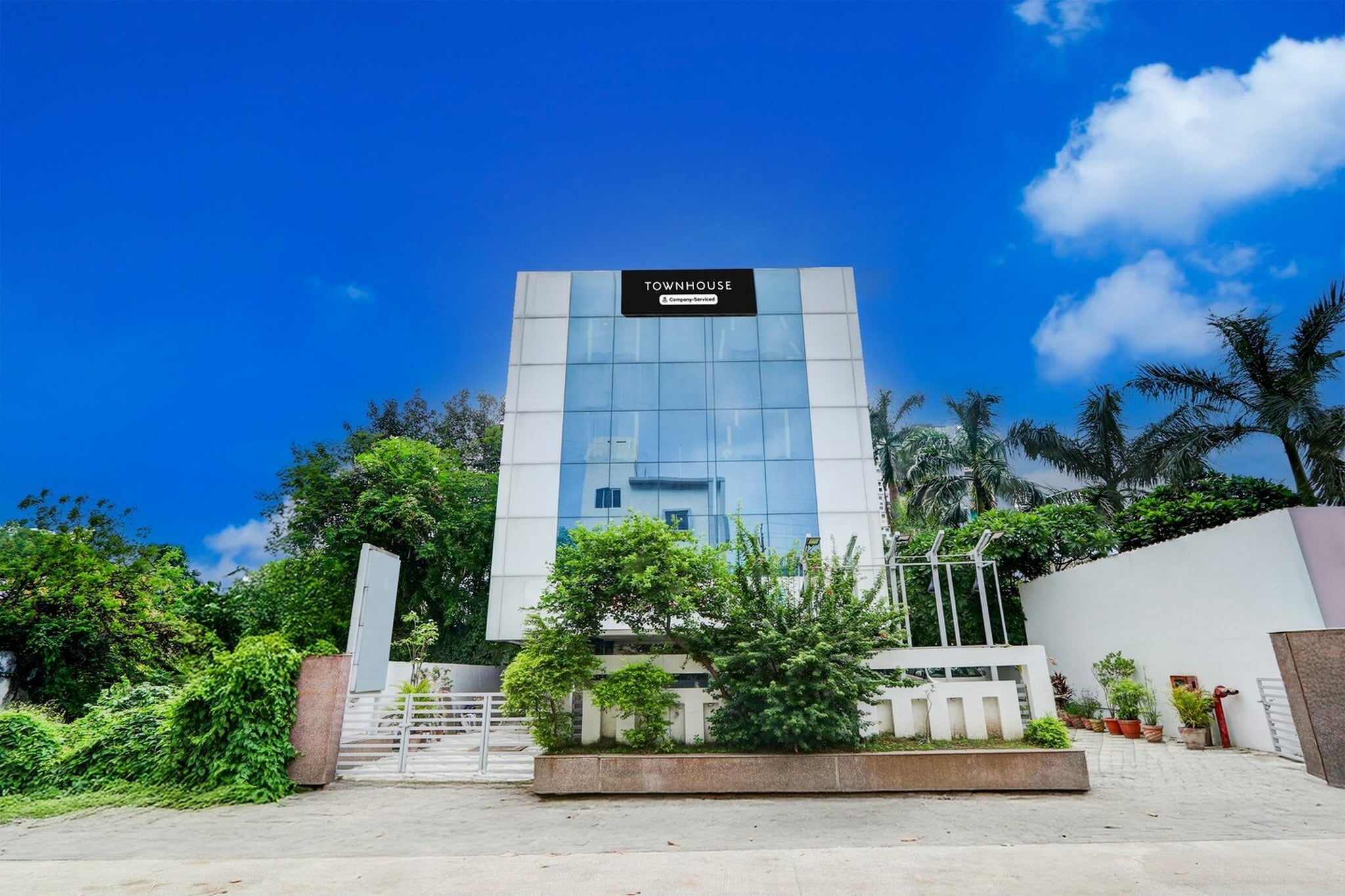 Townhouse Nagpur AirportÂ  Flora Inn