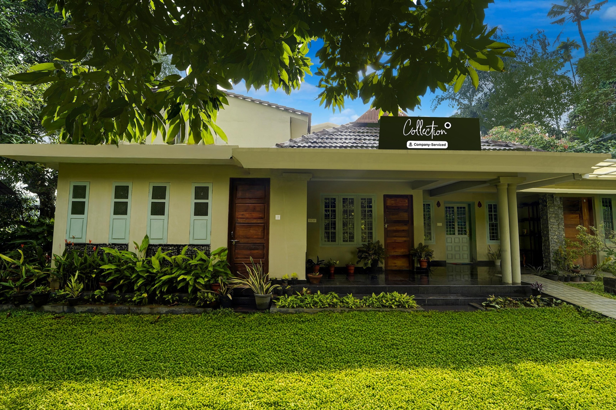 Collection O Chalakkudy River Annamanada