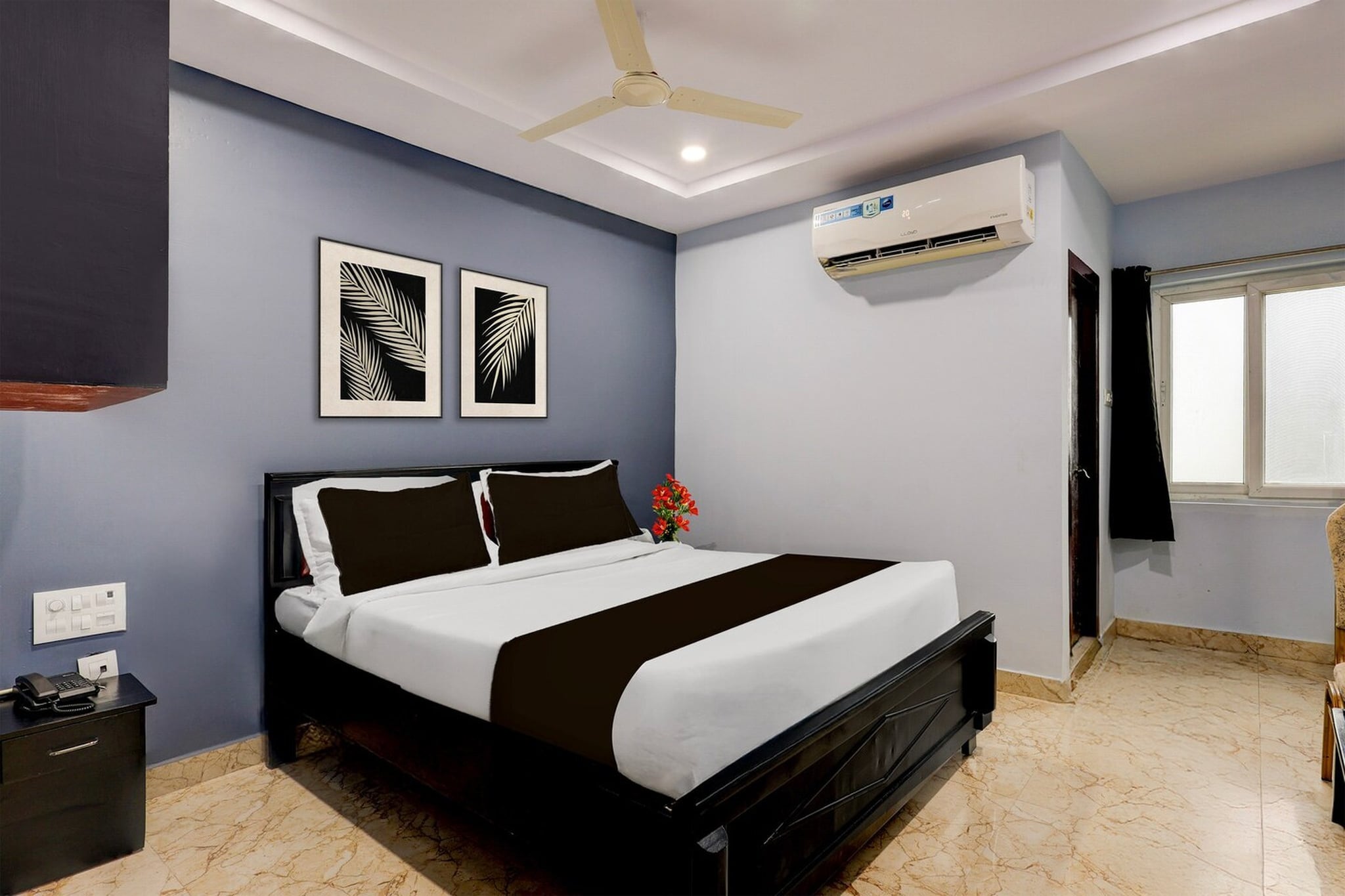 Set within 10 km of Vijayawada Station and 10 km of Kanakadurga temple, Collection O Mahanadu Road Vijayawada offers rooms with air conditioning and a private bathroom in VijayawÄda. This 3-star hotel offers room service, a 24-hour front desk and free WiFi. The hotel features family rooms.

The units at the hotel come with a seating area, a flat-screen TV with satellite channels and a private bathroom with free toiletries and a bath or shower. All rooms feature a desk.

Tenali Junction Railway Station is 38 km from Collection O Mahanadu Road Vijayawada. Vijayawada Airport is 15 km away.

Unmarried couples are warmly welcome at this property.
Guests with local ID proof are warmly welcome.
Early Check-In Policy: A full dayâ€™s room rate will be charged for check-ins before 6:00 AM. Complimentary early check-in is available between 6:00 AM and 10:00 AM, subject to room availability.
Check-in is only available to guests aged 18 and above. Please provide a government-issued ID to confirmÂ yourÂ age.
