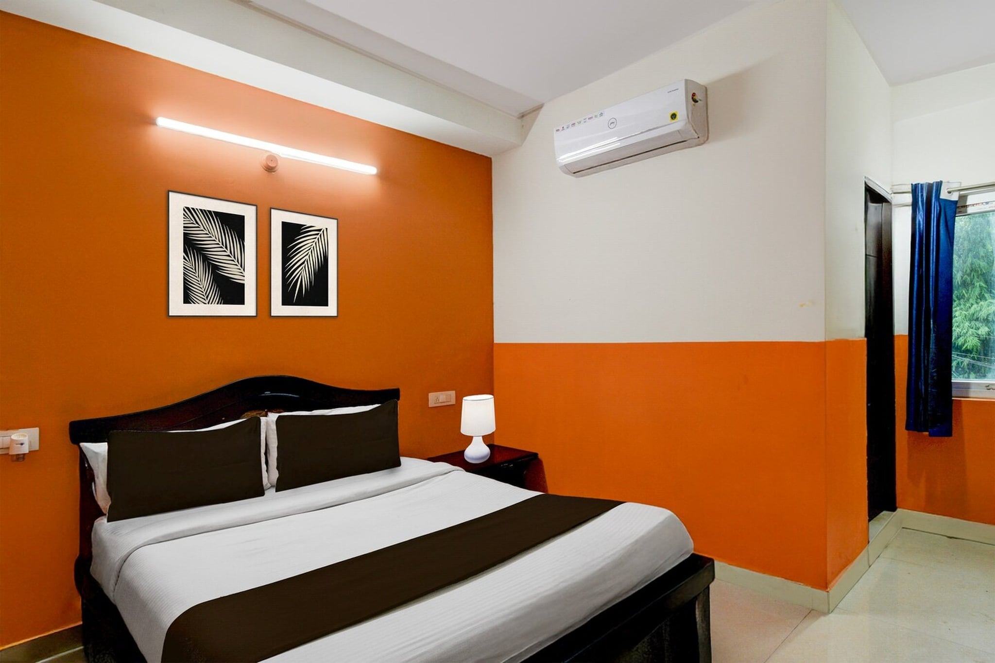 Ideally situated in the HITEC City district of Kondapur, Collection O Atlas DLF Formerly Hillside is situated 3.2 km from ISB, 11 km from Golkonda Fort and 14 km from City Centre Mall. Featuring a shared lounge, the 4-star hotel has air-conditioned rooms with free WiFi, each with a private bathroom. The accommodation features a shared kitchen and room service for guests.

All rooms in the hotel are fitted with a TV and free toiletries.

Collection O Atlas DLF Formerly Hillside offers an à la carte or continental breakfast. At the accommodation you will find a restaurant serving Indian cuisine. Vegetarian and halal options can also be requested.

Ravindra Bharathi is 16 km from Collection O Atlas DLF Formerly Hillside, while AP State Archaeology Museum is 17 km from the property. Rajiv Gandhi International Airport is 32 km away.

Unmarried couples are warmly welcome at this property.
Guests with local ID proof are warmly welcome.

Early Check-In Policy: A full day’s room rate will be charged for check-ins before 6:00 AM. Complimentary early check-in is available between 6:00 AM and 10:00 AM, subject to room availability. 
Check-in is only available to guests aged 18 and above. Please provide a government-issued ID to confirm your age.