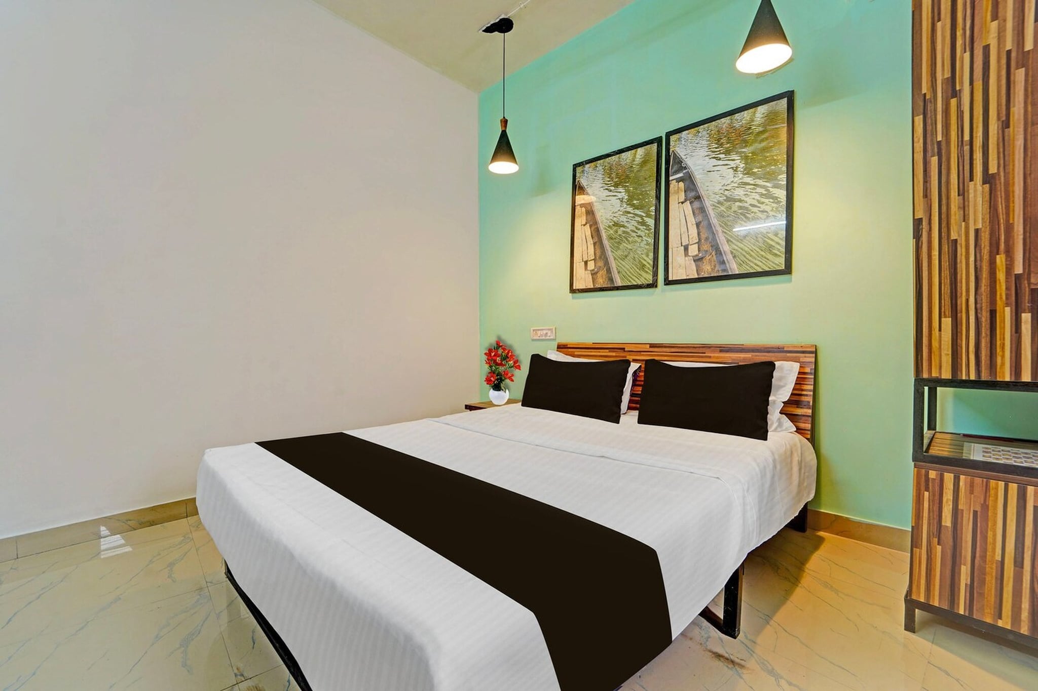 Located within 1.3 km of Sree Padmanabhaswamy Temple and 5.2 km of Napier Museum, Hotel O KSRTC Bus Terminal Formerly Budget Stay Eastfort provides rooms with air conditioning and a private bathroom in Trivandrum. This 2-star hotel offers room service, a 24-hour front desk and free WiFi. The hotel features family rooms.
All units at the hotel are equipped with a seating area, a flat-screen TV with satellite channels and a private bathroom with free toiletries and a bath or shower. All rooms include a desk.
Kuthiramalika Palace is 1.5 km from Hotel O KSRTC Bus Terminal Formerly Budget Stay Eastfort, while Pazhavangadi Ganapthy Temple is 1.8 km away. Thiruvananthapuram International Airport is 3 km from the property.
1.Unmarried couples are warmly welcome at this property.
2. Guests with local ID proof are warmly welcome.
3.Early Check-In Policy: A full day’s room rate will be charged for check-ins before 6:00 AM. Complimentary early check-in is available between 6:00 AM and 10:00 AM, subject to room availability.
4.Foreign guests are welcome and allowed to stay at this property without any restrictions
Check-in is only available to guests aged 18 and above. Please provide a government-issued ID to confirm your age.