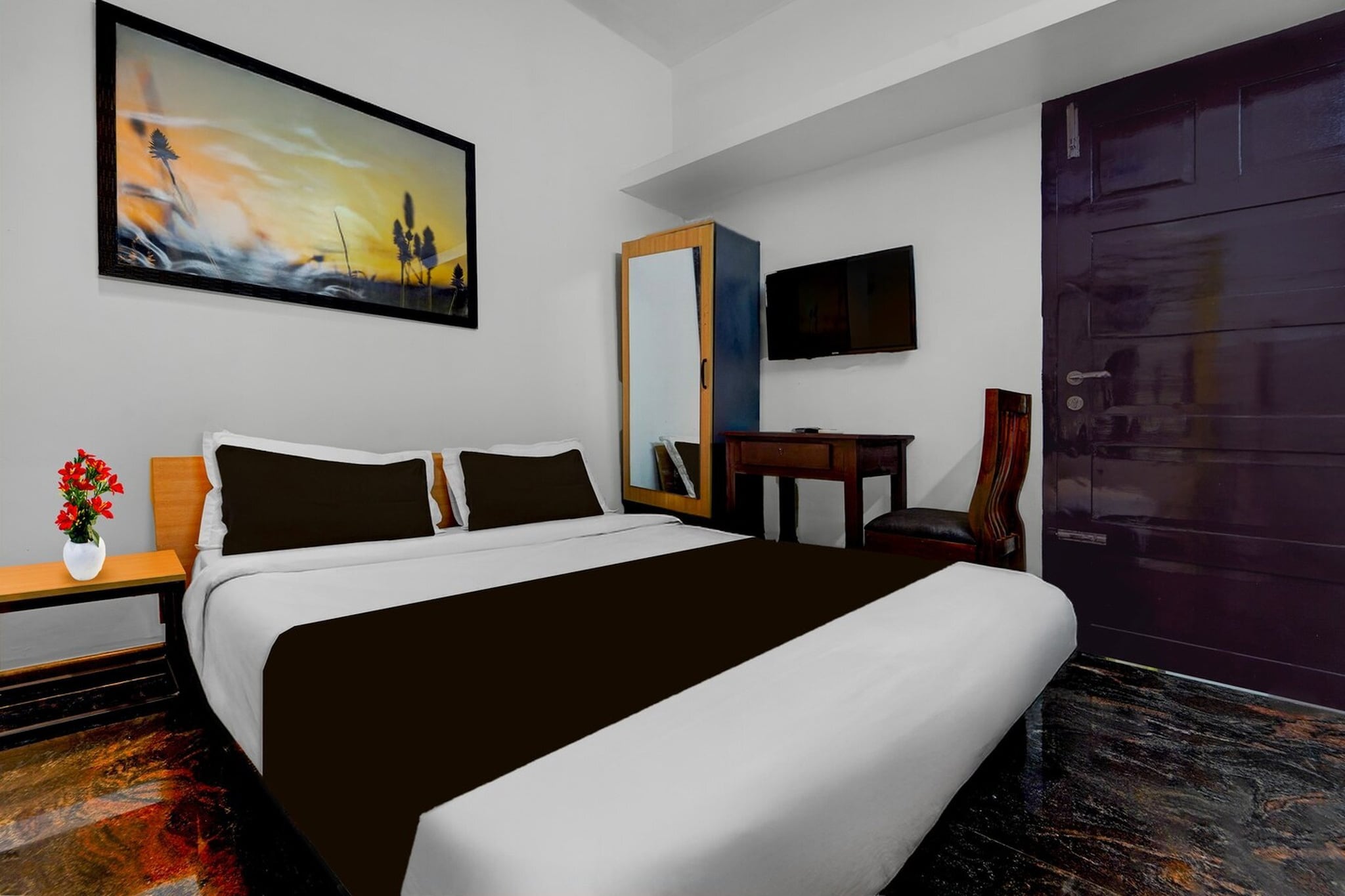 Hotel O Kazhakuttam Railway Station