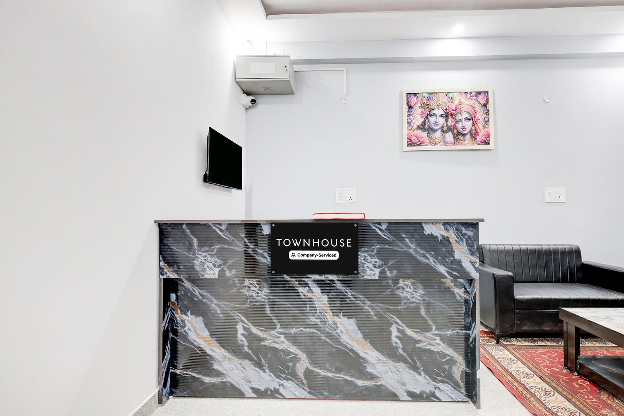 Located within 11 km of Red Fort and 12 km of Gurudwara Sis Ganj Sahib, Townhouse Jhilmil Metro Station Formerly Legacy Residency provides rooms with air conditioning and a private bathroom in New Delhi. This 4-star hotel offers room service, a 24-hour front desk and free WiFi. The hotel features family rooms.
All units at the hotel are equipped with a seating area, a flat-screen TV with satellite channels and a private bathroom with free toiletries and a bath or shower. Guest rooms include a desk.
RÄj GhÄt is 13 km from Townhouse Jhilmil Metro Station Formerly Legacy Residency, while Feroz Shah Kotla Cricket Stadium is 13 km away. Hindon Airport is 4 km from the property.
1. Unmarried couples are warmly welcome at this property.
2. Guests with local ID proof are warmly welcome.
3.Early Check-In Policy: A full day’s room rate will be charged for check-ins before 6:00 AM. Complimentary early check-in is available between 6:00 AM and 10:00 AM, subject to room availability.
4.Foreign guests are welcome and allowed to stay at this property without any restrictions
Check-in is only available to guests aged 18 and above. Please provide a government-issued ID to confirm your age.