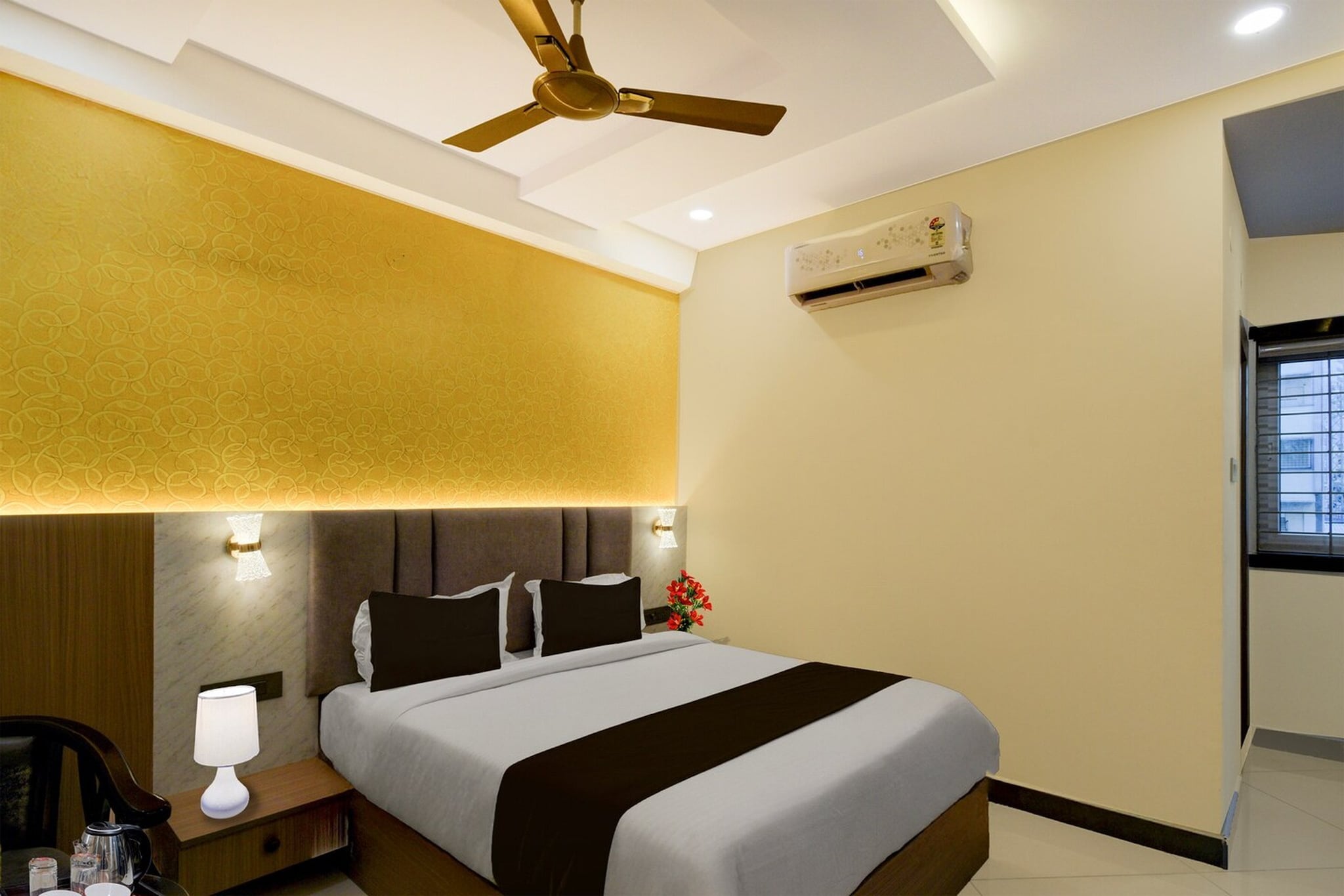 Located within 6.3 km of Golkonda Fort and 7.6 km of ISB, Townhouse Oak Khajuada Lake Point Formerly Khajaguda Premium Suites provides rooms with air conditioning and a private bathroom in Hyderabad. This 4-star hotel offers room service, a 24-hour front desk and free WiFi. The hotel features family rooms.
All units at the hotel are equipped with a seating area, a flat-screen TV with satellite channels and a private bathroom with free toiletries and a bath or shower. The units include a desk.
City Centre Mall is 10 km from Townhouse Oak Khajuada Lake Point Formerly Khajaguda Premium Suites, while Ravindra Bharathi is 12 km away. Rajiv Gandhi International Airport is 30 km from the property.
1. Unmarried couples are warmly welcome at this property.
2. Guests with local ID proof are warmly welcome.
3.Early Check-In Policy: A full day’s room rate will be charged for check-ins before 6:00 AM. Complimentary early check-in is available between 6:00 AM and 10:00 AM, subject to room availability.
4.Foreign guests are welcome and allowed to stay at this property without any restrictions
Check-in is only available to guests aged 18 and above. Please provide a government-issued ID to confirm your age.