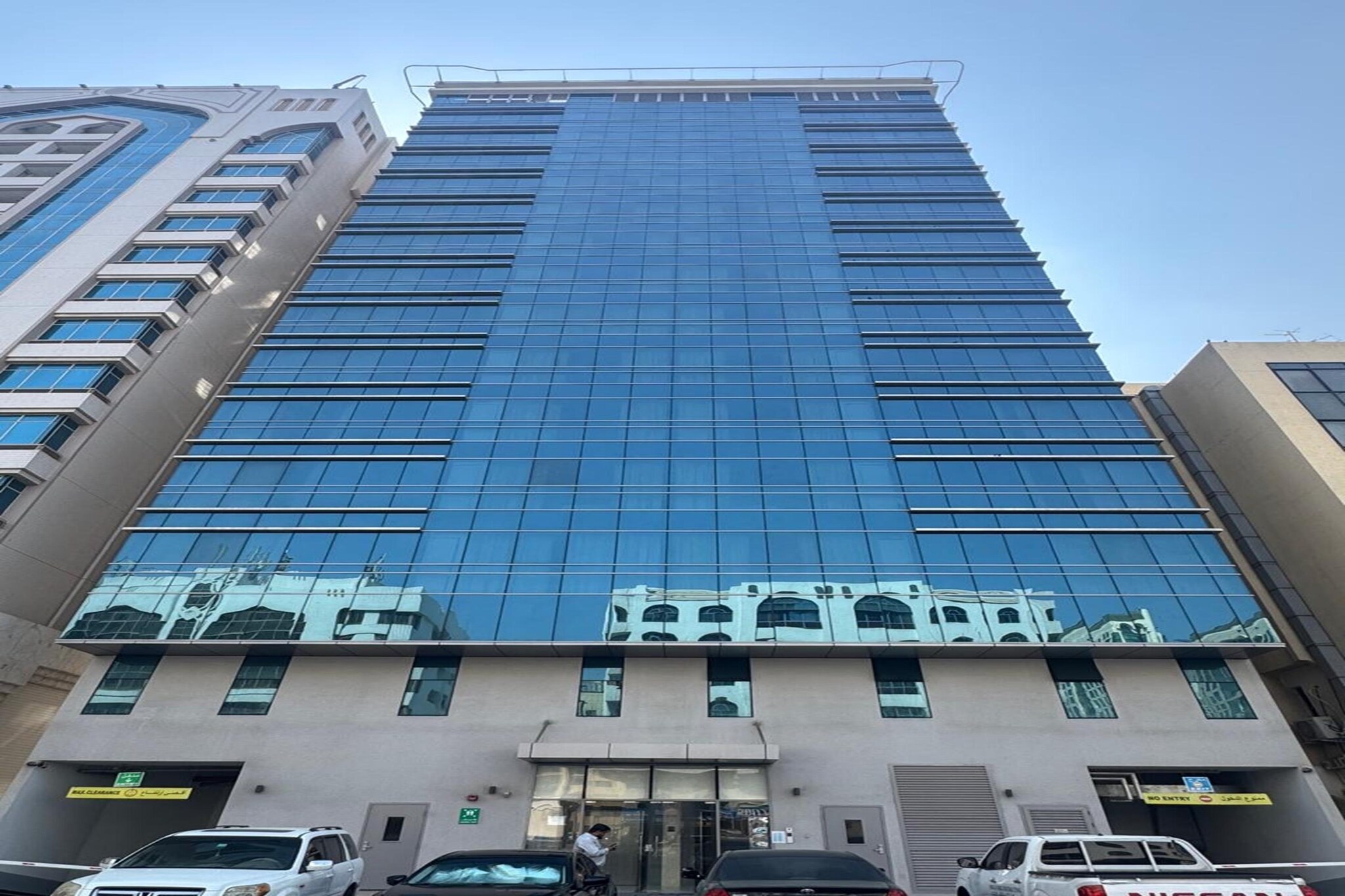 Welcome to the Stylish Downtown Deluxe 1-Bedroom Fully Furnished Apartment, the perfect choice for travelers seeking comfort, convenience, and modern living in the heart of the city. Built in 2025, this elegant apartment offers a fresh, contemporary design with all the essentials to make your stay truly enjoyable.
The spacious 40 m² one-bedroom apartment features a double bed with a maximum capacity of 2 guests, making it ideal for couples, business travelers, or solo visitors. Enjoy a cozy city view from your window while relaxing in the comfortable sitting area. The apartment is fully soundproof and includes thoughtful amenities such as air conditioning, a sofa, wardrobe, ironing facilities, and tiled/marble floors for a stylish touch.
The apartment also comes with a private bathroom equipped with a shower, bathtub, bidet, toilet, and even an additional bathroom for added convenience. For entertainment, guests can unwind with a flat-screen TV and cable channels.
Cooking is made easy with a fully equipped kitchen including a refrigerator, stovetop, oven, microwave, and dining table—perfect for preparing meals just the way you like.
To ensure peace of mind, the property offers 24-hour security, smoke alarms, fire extinguishers, gated entrance, and CCTV surveillance in common areas. Complimentary Wi-Fi is available throughout the apartment, keeping you connected at all times.
Although there is no front desk, shuttle, or airport transfer, guests can enjoy added services like paid laundry and dry cleaning, plus free ironing service. Restaurants and cafes are conveniently located just outside the property, giving you plenty of dining options.
Whether you’re here for business or leisure, this apartment provides a stylish and comfortable retreat in downtown with everything you need for a memorable stay.