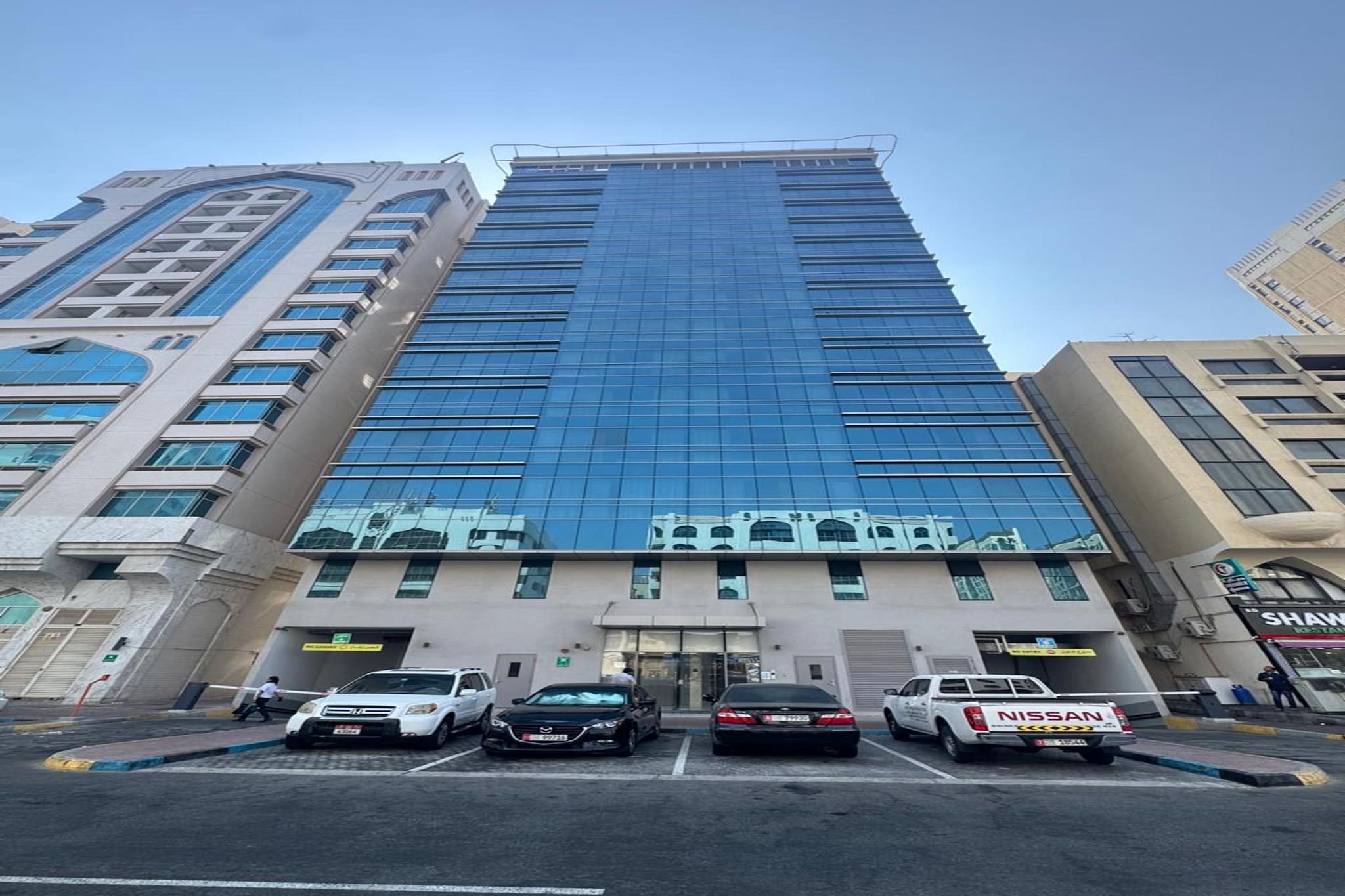 Ground floor: (bedroom(Internet access, double bed, TV, seating area, oven, microwave, fridge, air conditioning, ironing board, Towels incl., Essentials, Trash compactor), bathroom(bath tub, shower, washbasin, toilet, Essentials))