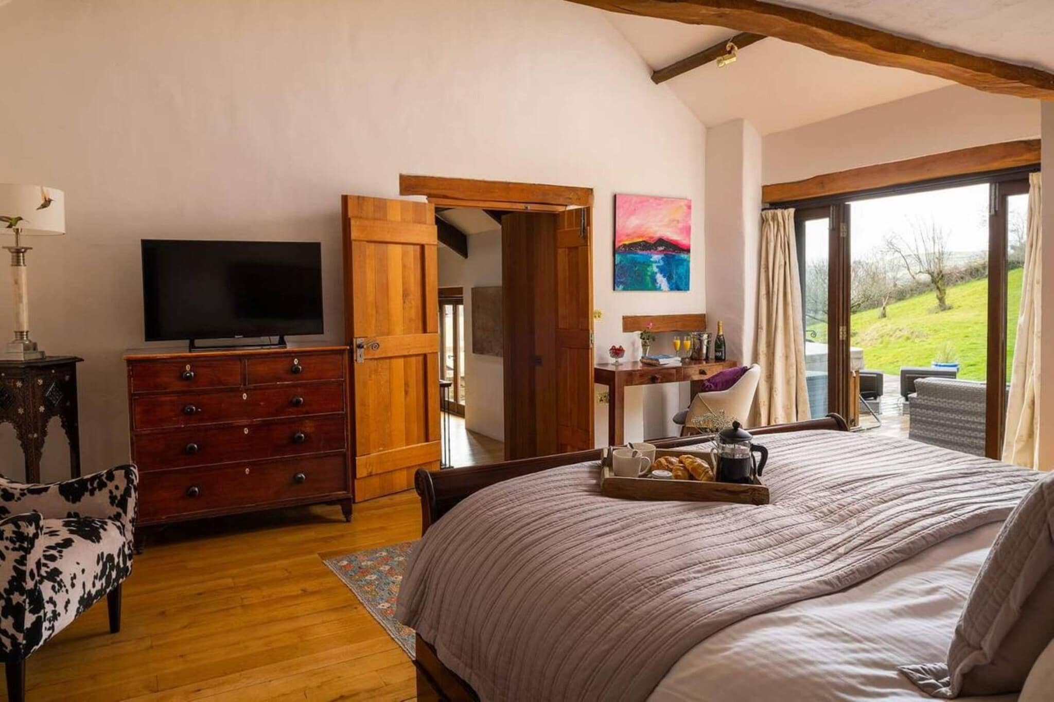 Coulscott Old Barn - Bedroom