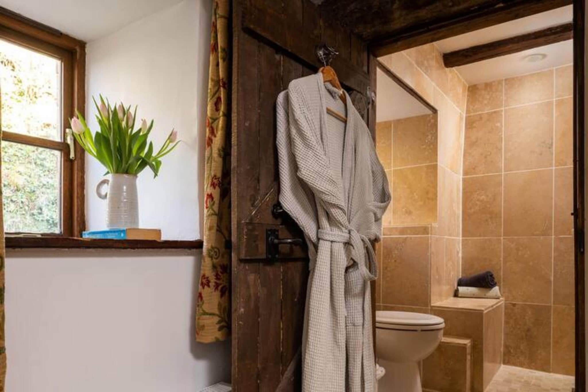 Coulscott Farmhouse - Bathroom