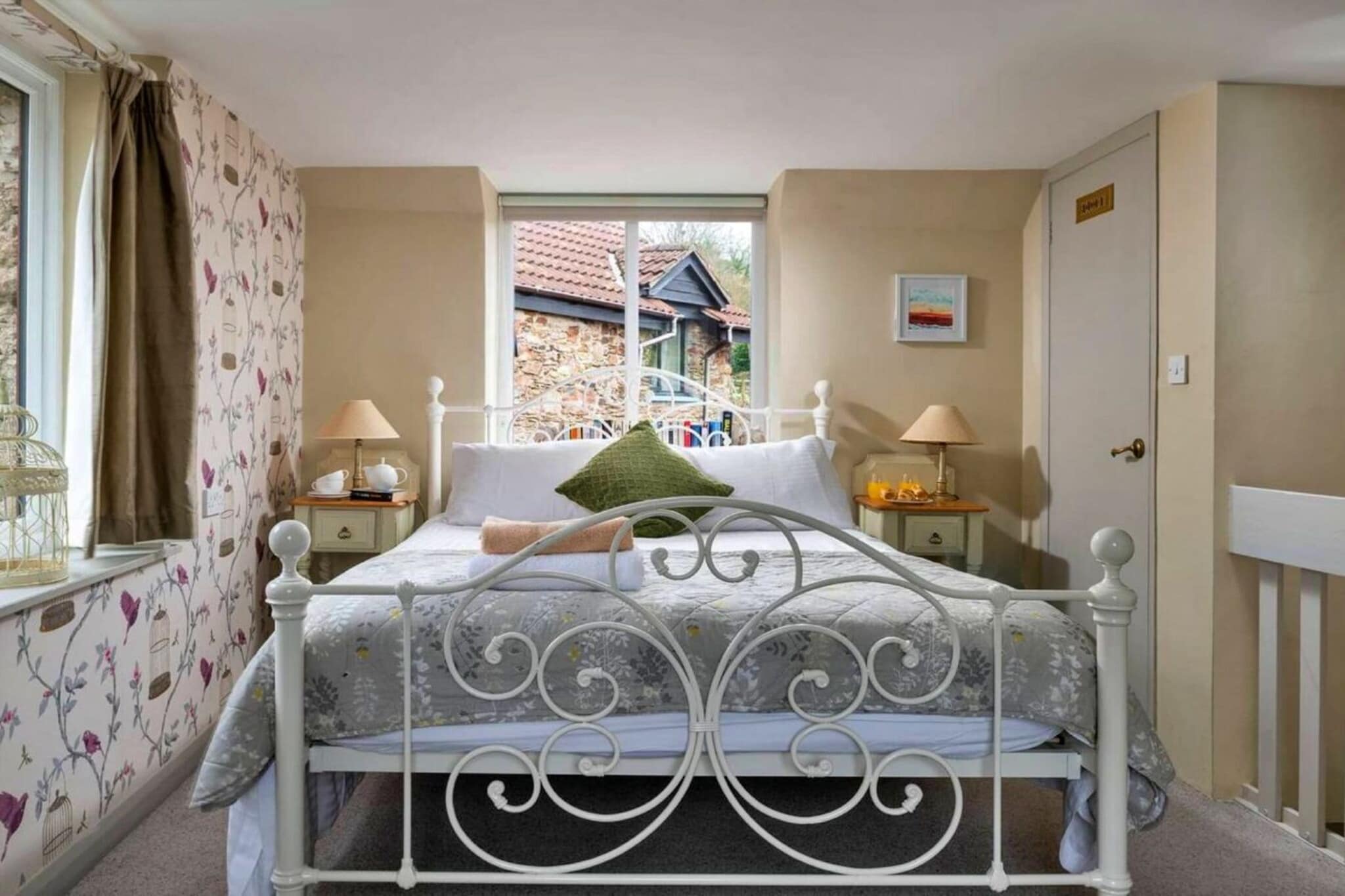 Coulscott Bantam Cottage - Bedroom