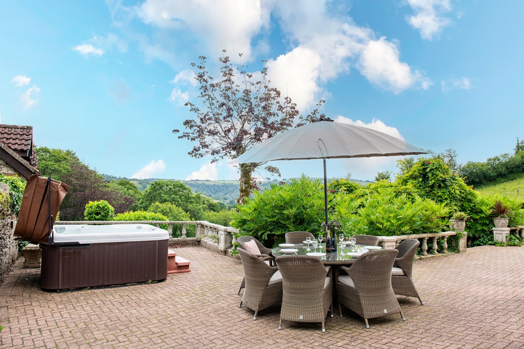 Coulscott House - Terrace