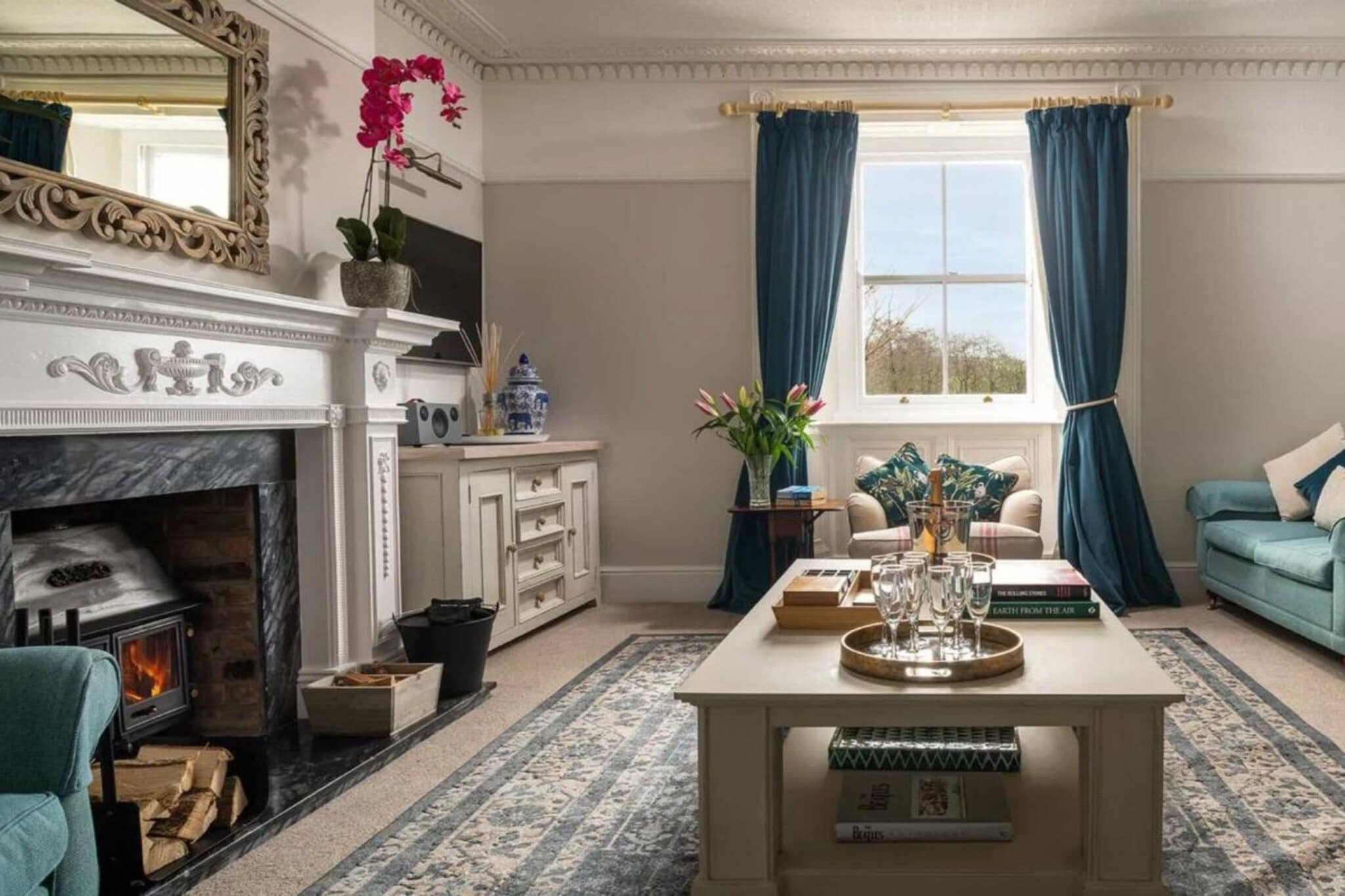 Coulscott House - Living room