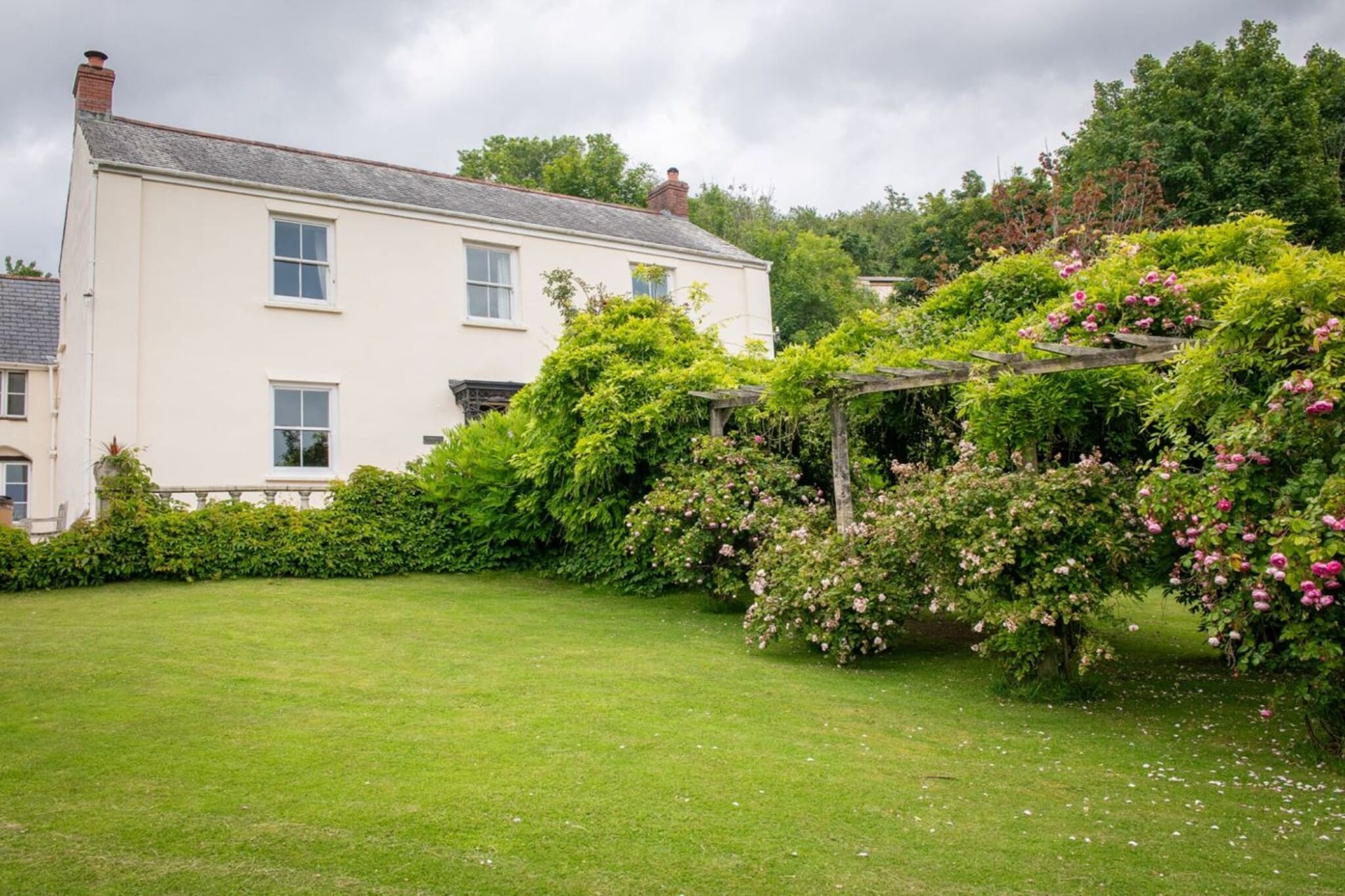Coulscott House - Gardens in summer