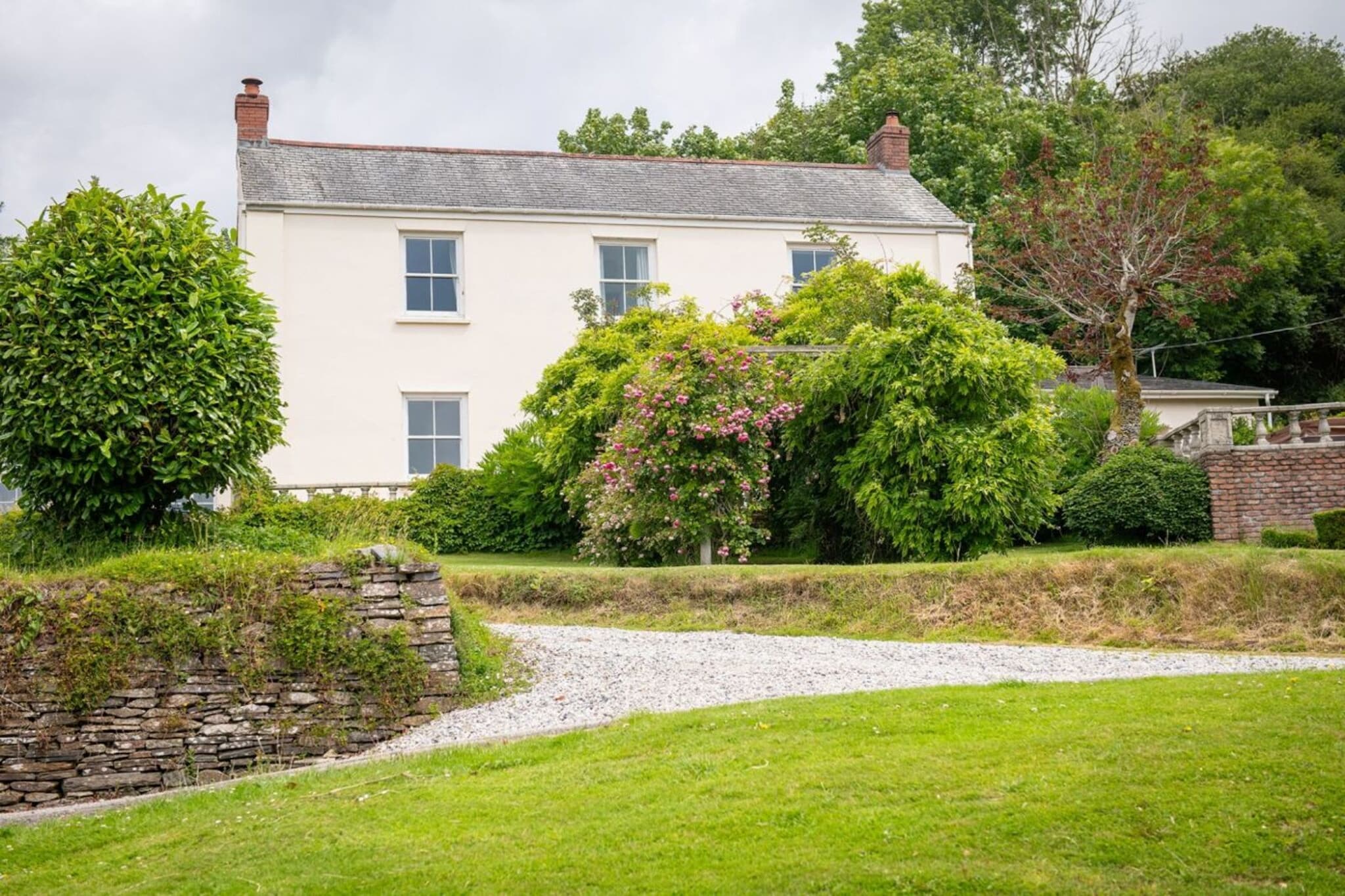 Coulscott Georgian House - Exterior in summer