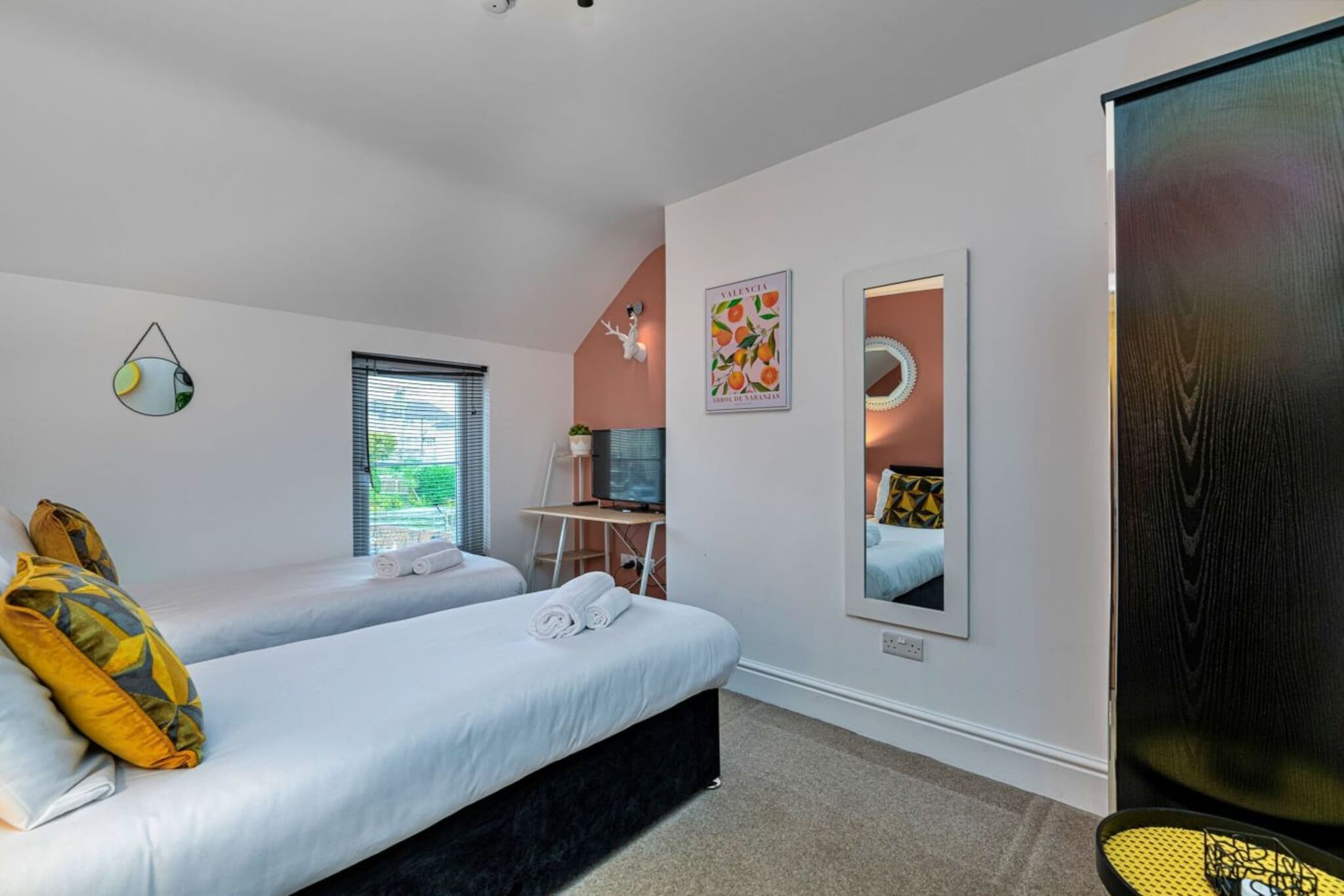 Bryn Derfel House - Bedroom
