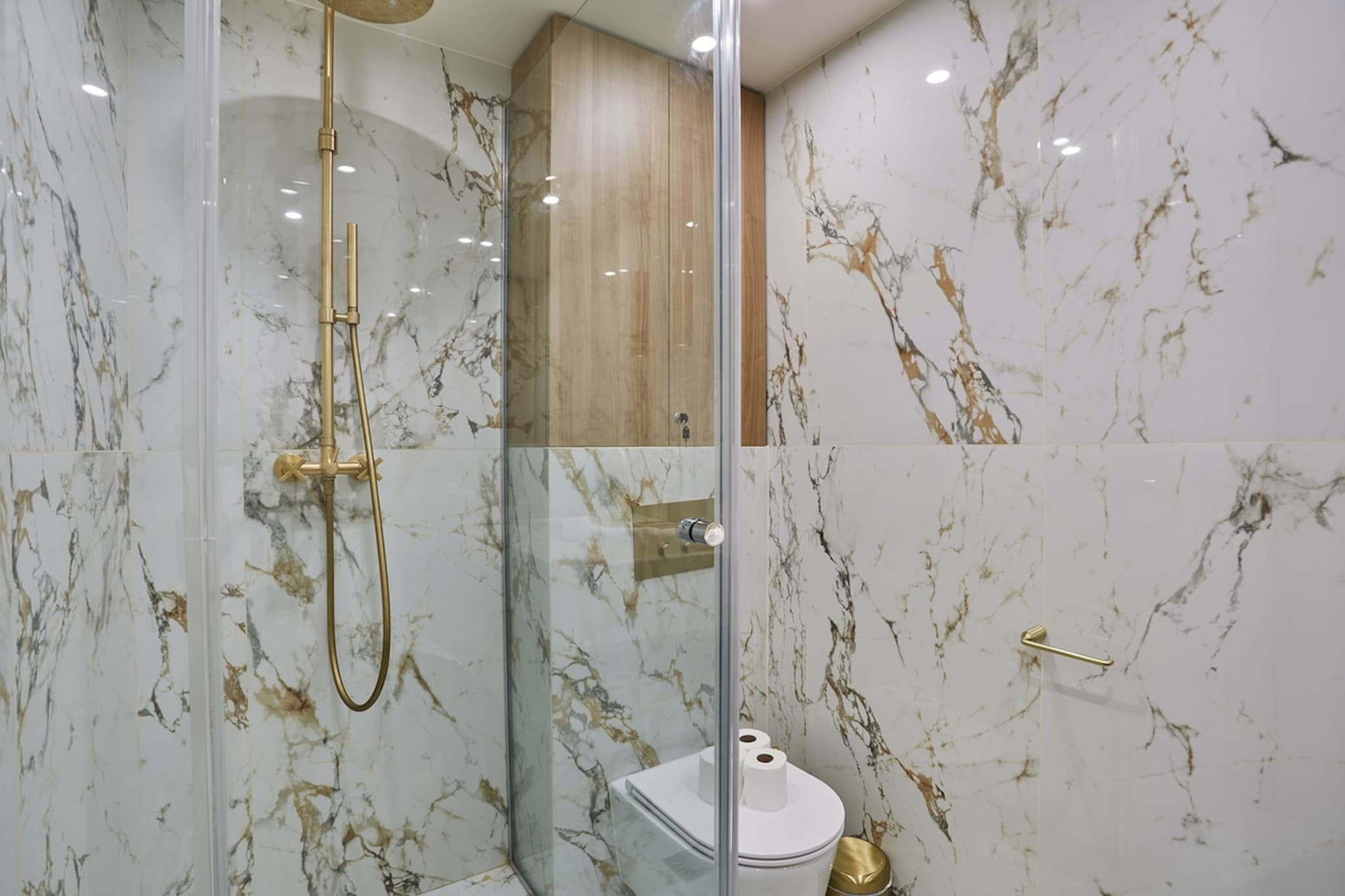 ALBERT THOMAS 01  N-Niet-getagd