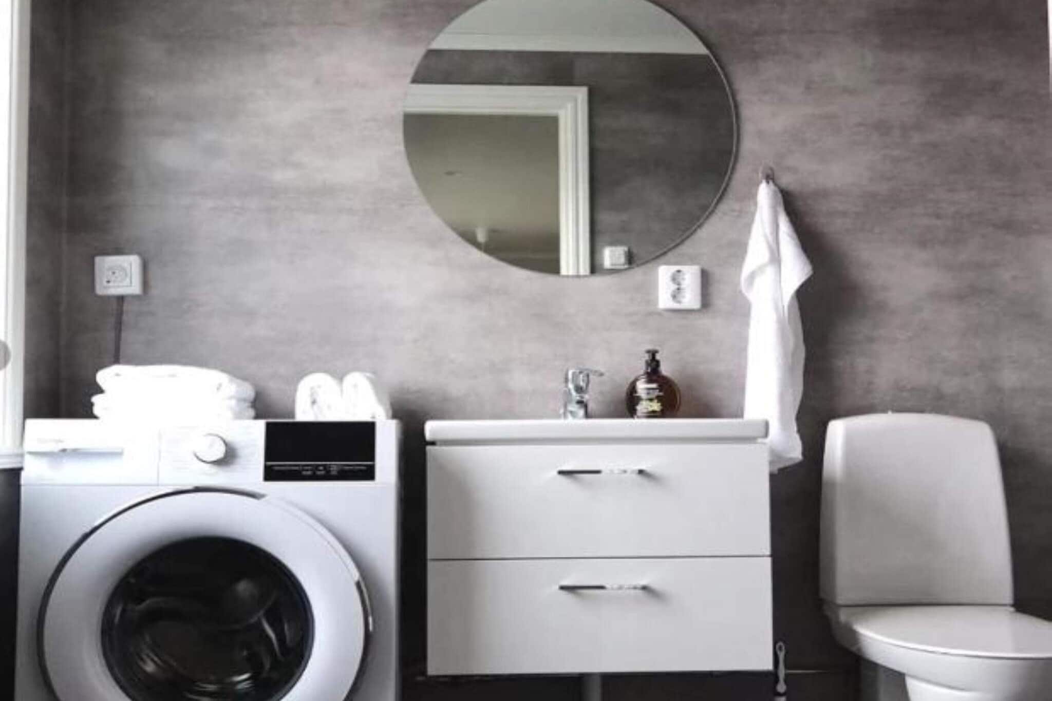 TYPE6 Double bed with shared Washroom-Binnen