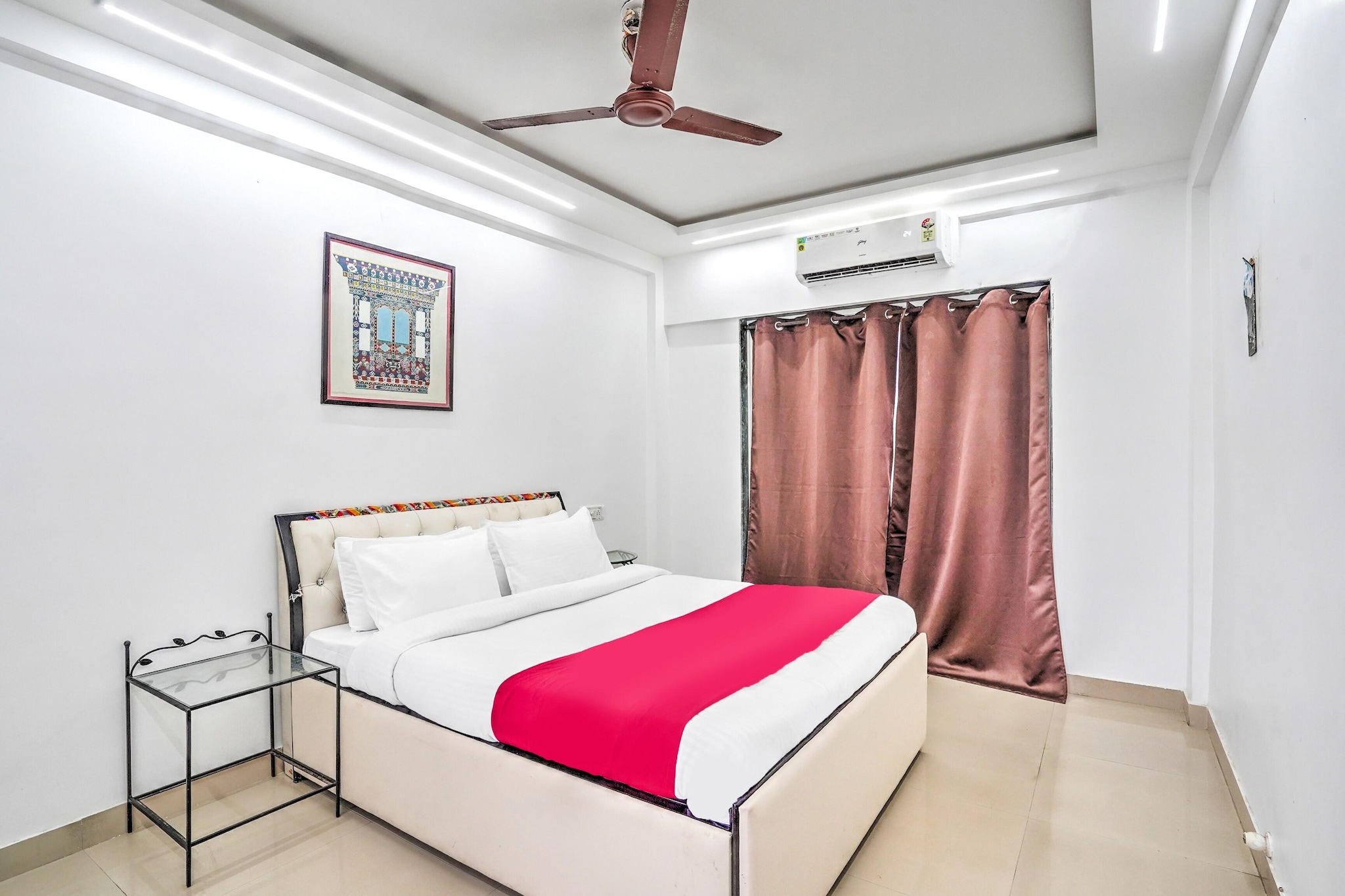 Enjoy a comfortable and hassle-free experience at our thoughtfully designed property. Each room is equipped with modern amenities, cozy bedding, and elegant decor to make you feel right at home. Located conveniently with easy access to public transport and major attractions, it's perfect for both business and leisure travelers. Cleanliness and guest comfort are our top priorities, and our team is available 24/7 to assist you throughout your stay.
Early Check-In Policy: A full day’s room rate will be charged for check-ins before 6:00 AM. Complimentary early check-in is available between 6:00 AM and 10:00 AM, subject to room availability.
Early Check-In Policy: A full day’s room rate will be charged for check-ins before 6:00 AM. Complimentary early check-in is available between 6:00 AM and 10:00 AM, subject to room availability.
Check-in is only available to guests aged 18 and above. Please provide a government-issued ID to confirm your age.