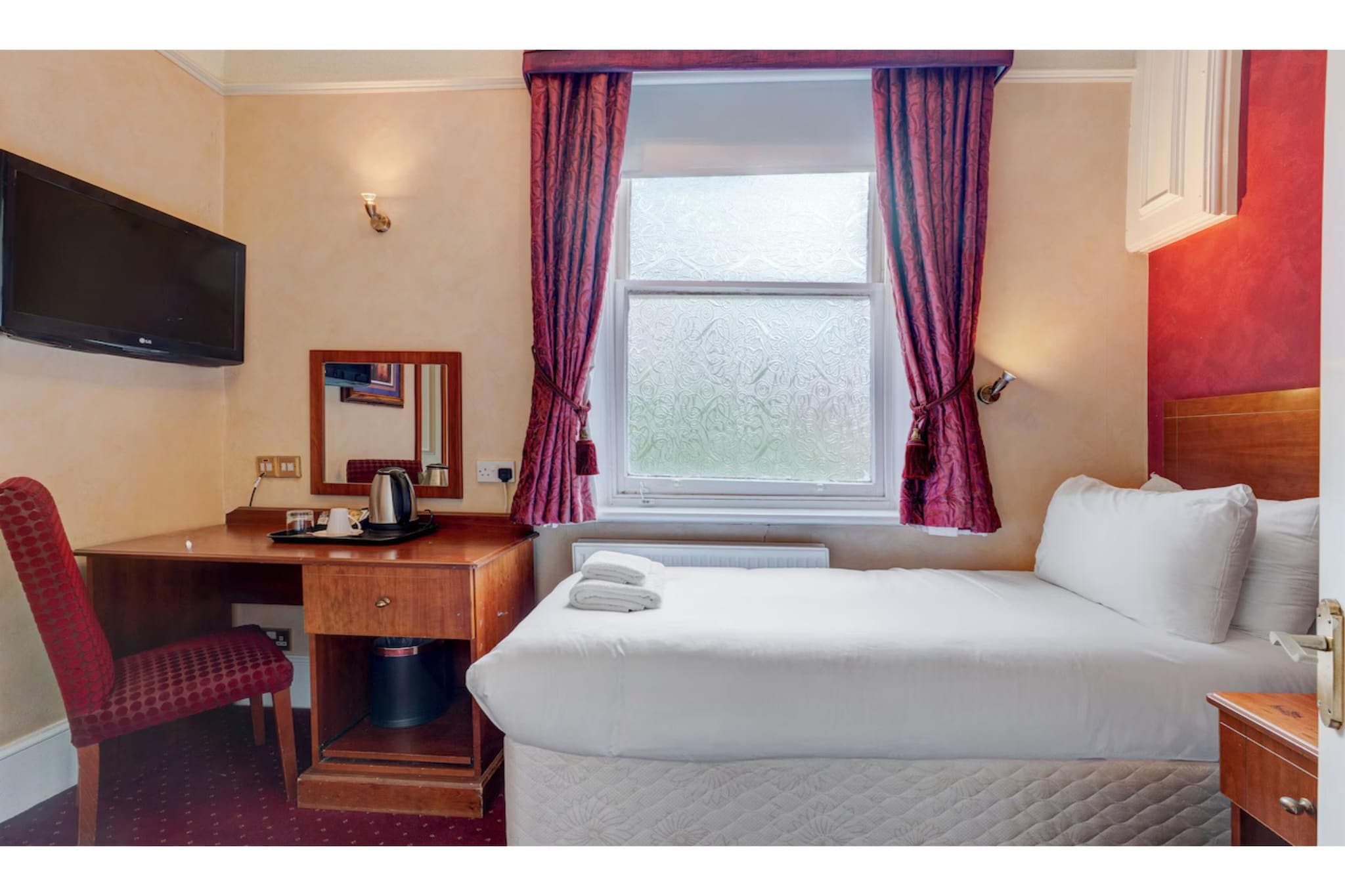Standard Single Room