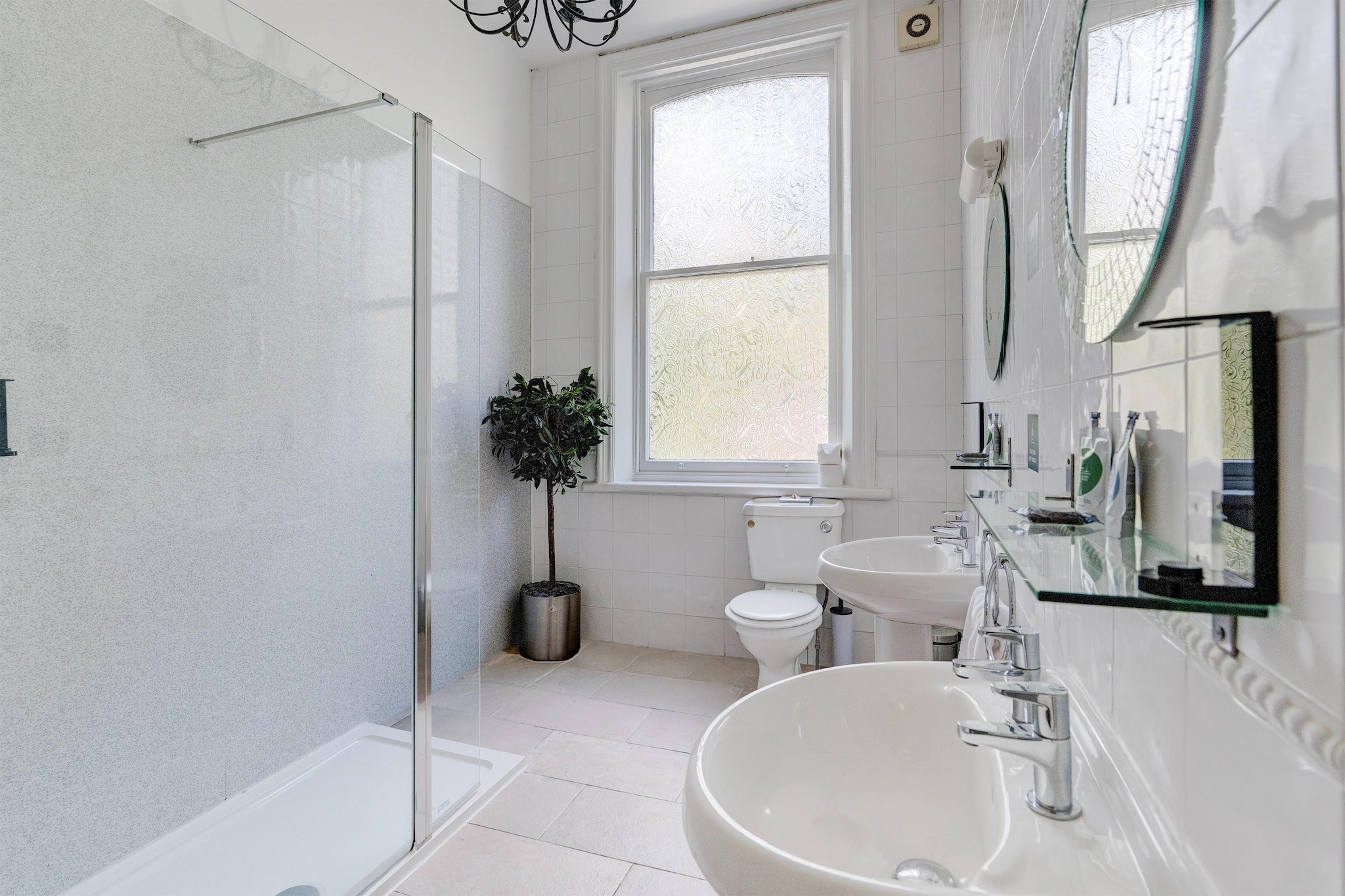 Superior Double Suite - Badkamer
