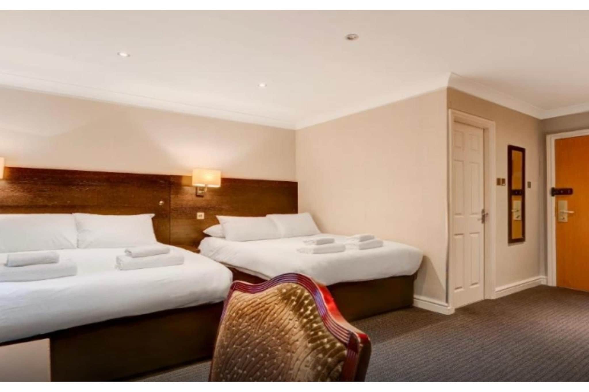 Standard family of 5 room