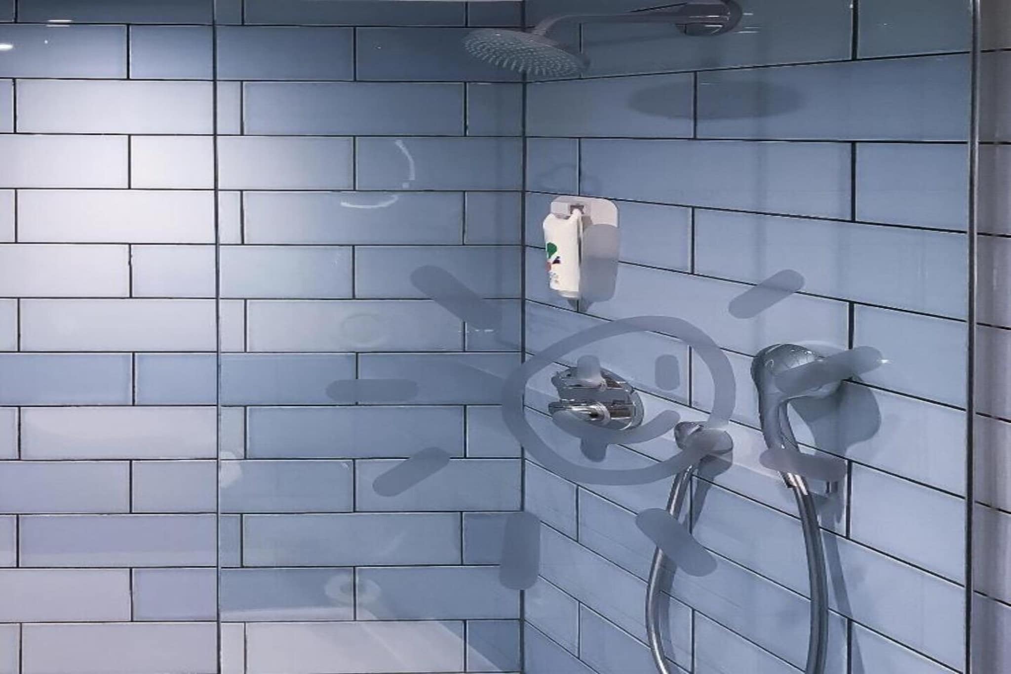 Compact Double Room - Badezimmer