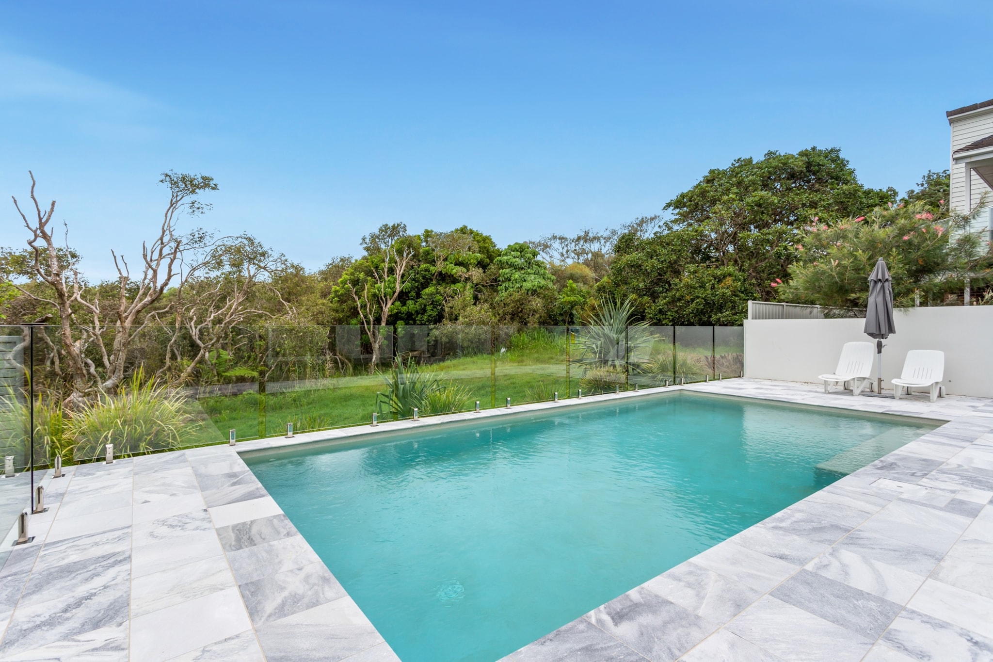 Beachfront 3-Bed with Private Pool & Fireplace