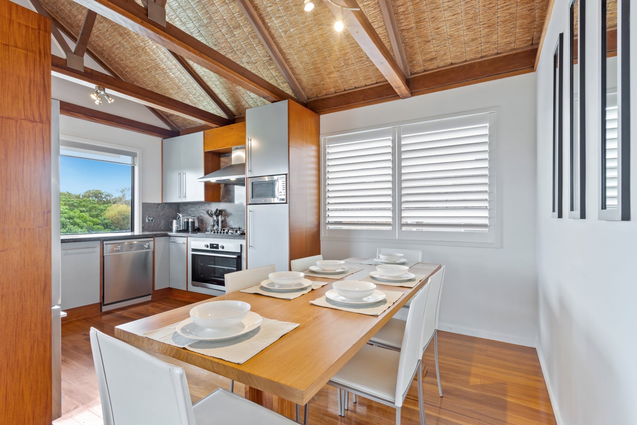 Beachfront 3-Bed with Private Pool & Fireplace