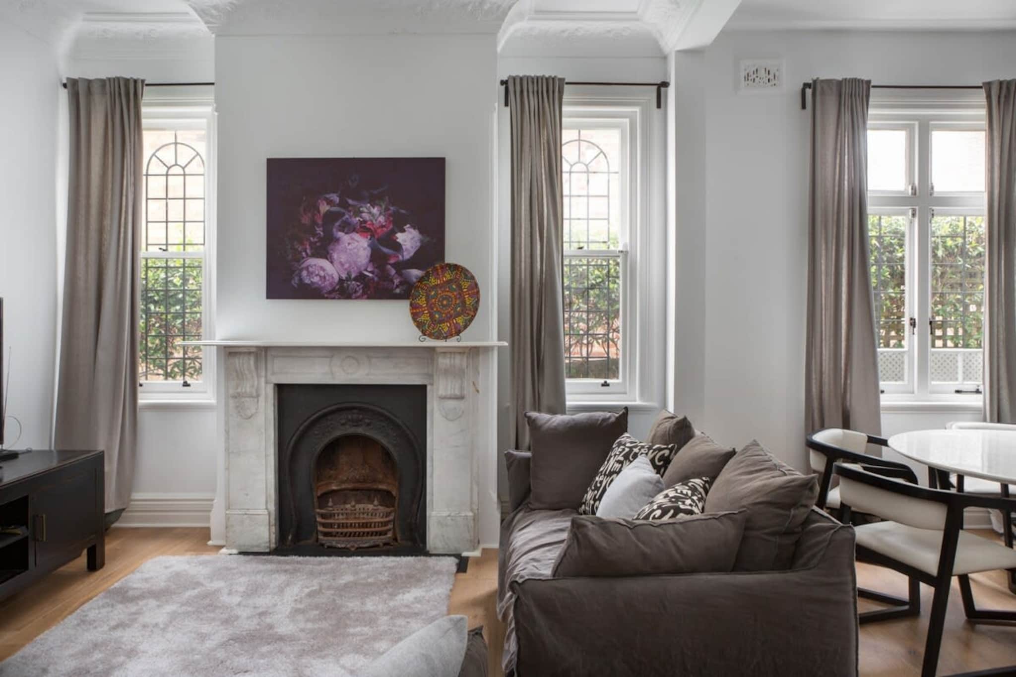 Elegant 3-Bed Heritage House with Swimming Pool