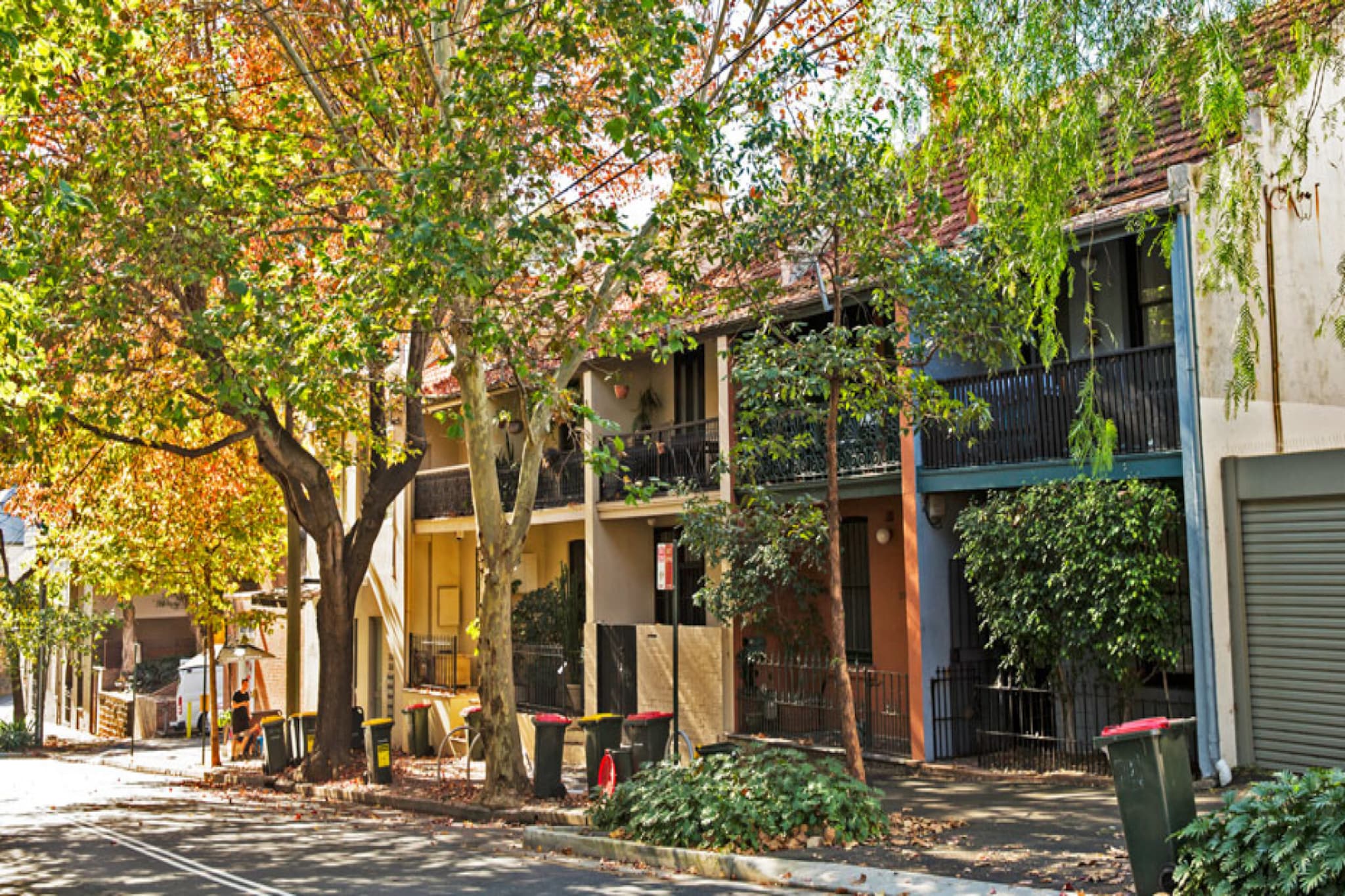 Brand new 1 bedroom apartment located in Sydney's nightlife and food hub. This stunning 1 bed, 1 bath home is beautifully furnished with high quality products and fun, bright artworks. The high ceilings and huge windows provide a light and airy modern loft apartment. Easy walk to Oxford St, City, Surry Hills and Kings Cross. You will be spoilt for choice with many restaurants, shops and bars. AC, washer, building lift and intercom. Easy walk around Sydney or public transport.
This appealing apartment is the perfect Inner-City loft. This brand new home has the façade of a heritage building, which gives it the delightful high ceilings, large windows and wide wooden floor boards. Bathed in sunshine it is an oasis of calm located in the heart of bustling Darlinghurst. New, quality furnishings provide a modern and relaxed home away from home. State-of-the-art conveniences include full kitchen, washing machine, air conditioning and coffee machine. The building has a lift and secure intercom access. Located within easy walking distance to the City, Surry Hills, Kings Cross and Paddington. A wander through the City streets will bring you to The Rocks area in about 25 minutes, visit the Sydney Opera House, Harbour Bridge and Botanic Gardens. A large selection of restaurants on Stanley Street are just a 5 minute walk and a few minutes to Woolloomooloo wharf dining precinct. Easy bus or train access to Bondi beach, Bondi junction, Sydney’s Eastern Suburbs. Walking distance to St Vincent’s Hospital (10mins), Taylor Square (10mins) and Art Gallery of NSW (15mins) Try The Old Growler for a quiet drink, delicious Japanese at Sushi Yachio and Spice I am a Thai favourite. Stroll along the streets and find your own favourites there are many to choose from!
Local area description
Darlinghurst is located right next to the City Centre of Sydney and the lifestyle gives you an abundance of restaurants, pubs, cafes, shopping and parks. It is known as the centre of Sydney’s LGBTI community. You are within walking distance to CBD, Oxford St, Surry Hills and Circular Quay. With great public transport links, grab an Opal Card and get to Bondi Beach, Centennial Park and enjoy Sydney.
House rules
You are staying in a friendly and peaceful neighbourhood and we kindly ask you to respect the community and your surrounding neighbours. The following strict House Rules apply:
 
 
 
- No loud noise between 10 pm and 8 am
- No parties or antisocial behaviour
- No additional people are to access the property without our prior approval
- No pets are allowed in the property without approval
- No smoking is allowed at any times
- If you break something, please let us know
 
- To help protect all floor coverings do not wear any shoes inside the property
 
 
Please be aware that excessive noise such as amplified music, vocals or screaming or anti-social behaviour in the property or common areas can cause neighbours to complain to us, the Building Manager, Council Rangers or Police.
 
 
IMPORTANT: Any breach of the House Rules may lead to a $500 fine plus compensation for any cost/damage created and immediate eviction of the property.
 
 
Finally, when checking out, we kindly ask you for the following:
 
 
 
- Please leave all beds unmade
- Please clean up your dishes and put them away
- In case you have rearranged furniture, please put it back to the original location
- Please take out the rubbish and remember to use the right bins
- Please ensure all appliances, A/C and lights are off and doors and windows are closed
Interaction with guests
Welcome to MadeComfy! Our local team curates stays in exceptional Australian & New Zealand properties, ensuring style, comfort, and prime locations for discerning guests. We prioritise your needs to provide a memorable home-away-from-home experience. Explore our digital guidebooks for local recommendations, and don't hesitate to contact us throughout your stay. We're here to ensure your comfort – enjoy your stay with MadeComfy.
Notes
For your comfort, this property is prepared with professional-grade hotel-style linen, including a three-sheet setup, ensuring a fresh and hygienic sleep experience.
 
Extra Services:
- Early check-in: Our standard check-in is at 3 pm. To guarantee early access to the property we suggest booking the night before if available. Otherwise, early check-in is subject to availability from the night before at an additional cost.
- Late check-out: Our standard check-out is at 10 am. To guarantee a later check-out of the property we suggest booking an additional night if available. Otherwise, a late check-out is subject to availability from the night before to an additional cost.
- Baggage: For security reasons, we are unable to receive or to keep unattended baggage before check-in or after check-out
- We provide a small welcome amenity pack to get your stay started
- This booking is protected with coverage for lost baggage and emergency medical expenses, provided by Travel Support with claim upto 500 AUD (T&C Applies). For more details reach out to Guest Support team post booking.
Access description
You’ll have access to the entire property when you stay here, so it will feel like your own home.
Getting around
The City Centre is 10 a minute walk, Sydney Opera House 20 minutes and the Botanical Gardens 15 minutes. There are several bus stops within a 5 minute walk, which can take you around Sydney, including to Circular Quay, Bondi Beach or Centennial Park. Museum Train station is a 10 minute walk for those guests getting a train from Sydney Airport. The area has many shops, cafes, bars, clubs and restaurants all within easy walking distance.
 
We highly recommend using ride sharing service Uber.
 
Check out the TripGo app for transport timetables.