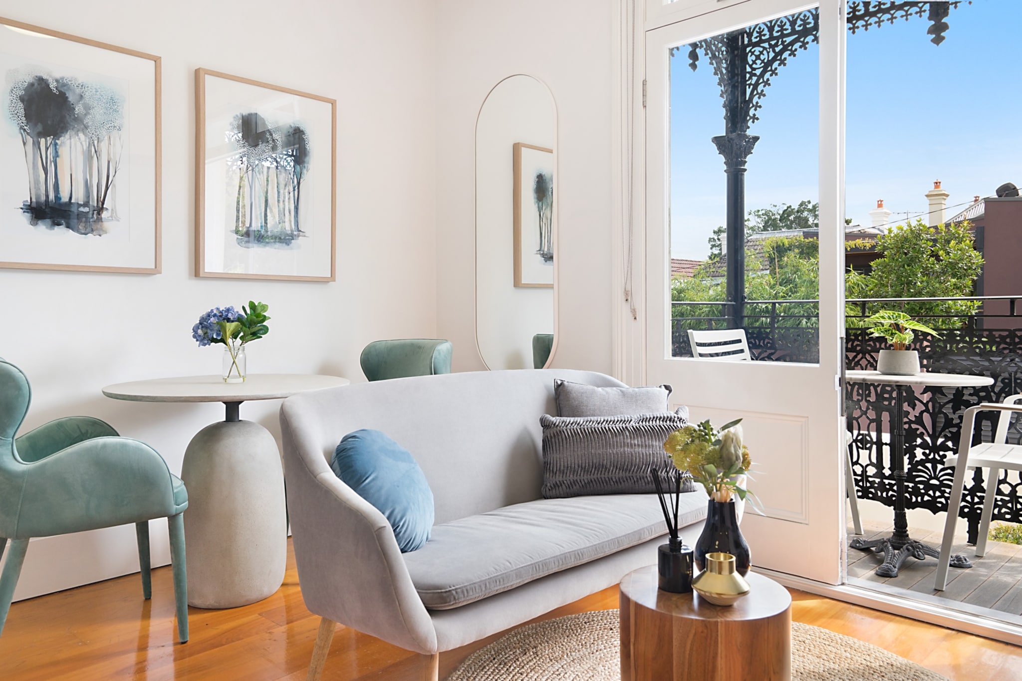 Cozy Studio with Balcony in Unbeatable Location