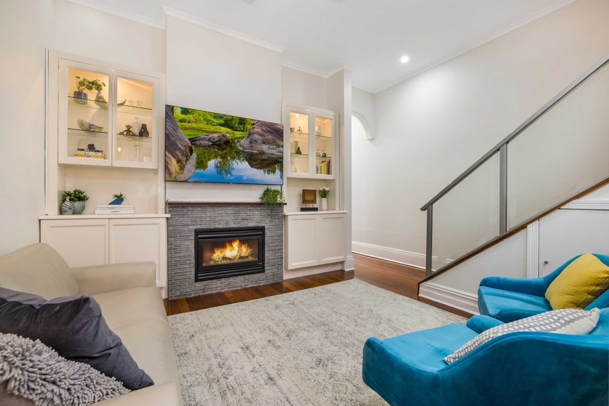 Unique 2- Storey Victorian Terrace near Errol St