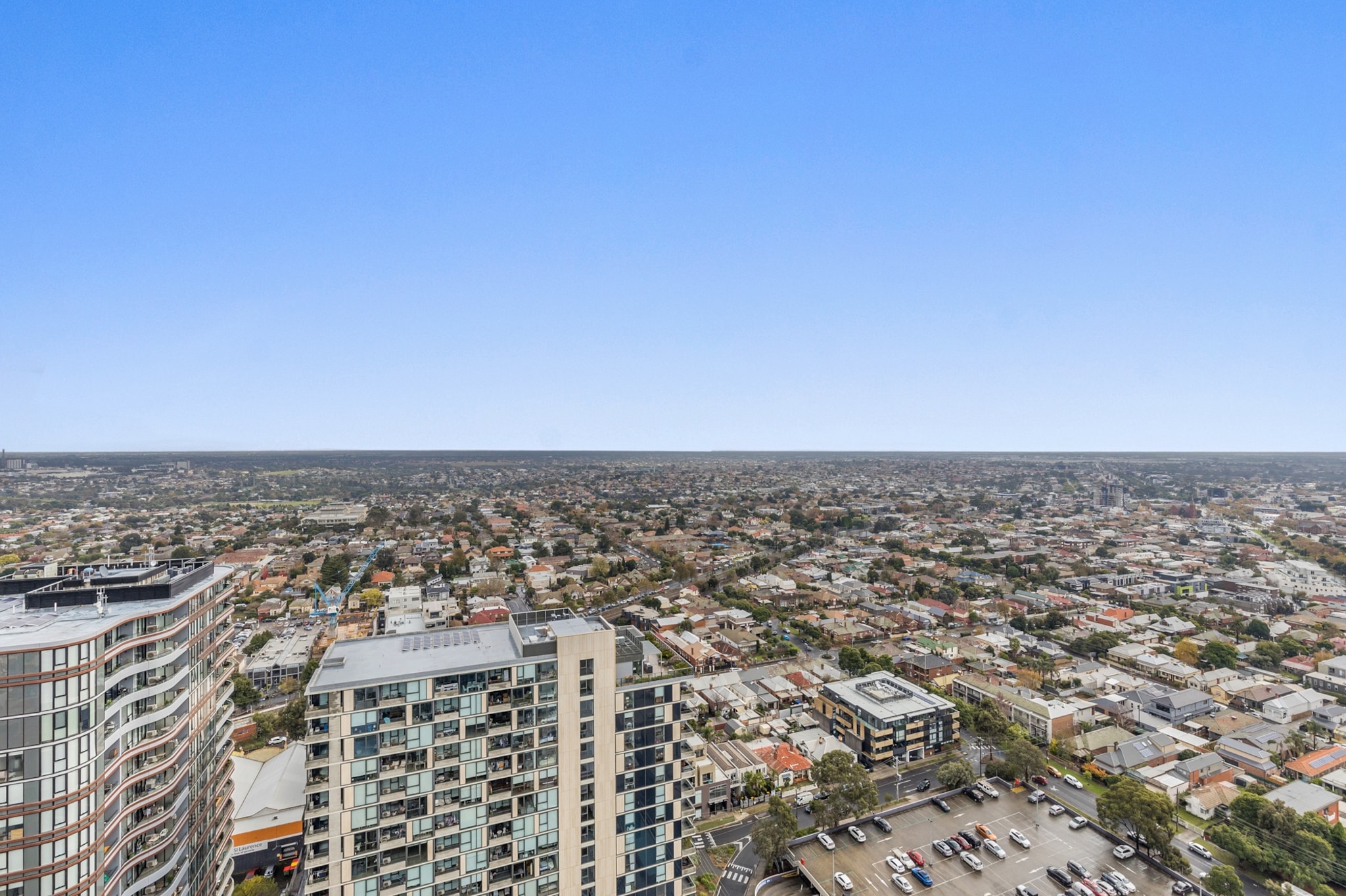 Desk, Elevator, Living room(TV, seating area, air conditioning), Kitchen(electric kettle, toaster, oven, microwave, dishwasher, fridge), bedroom(Bed Linen, Wardrobe, double bed), bathroom(shower, washbasin, toilet, hairdryer, Towels/Sheets (Incl.), shampoo, body soap, Essentials, Shower gel), First Aid, Indoor pool, tumble dryer, washing machine, balcony or terrace, heating, swimming pool, private outdoor pool, iron, Dedicated workspace, Carbon monoxide detector, Wine glasses